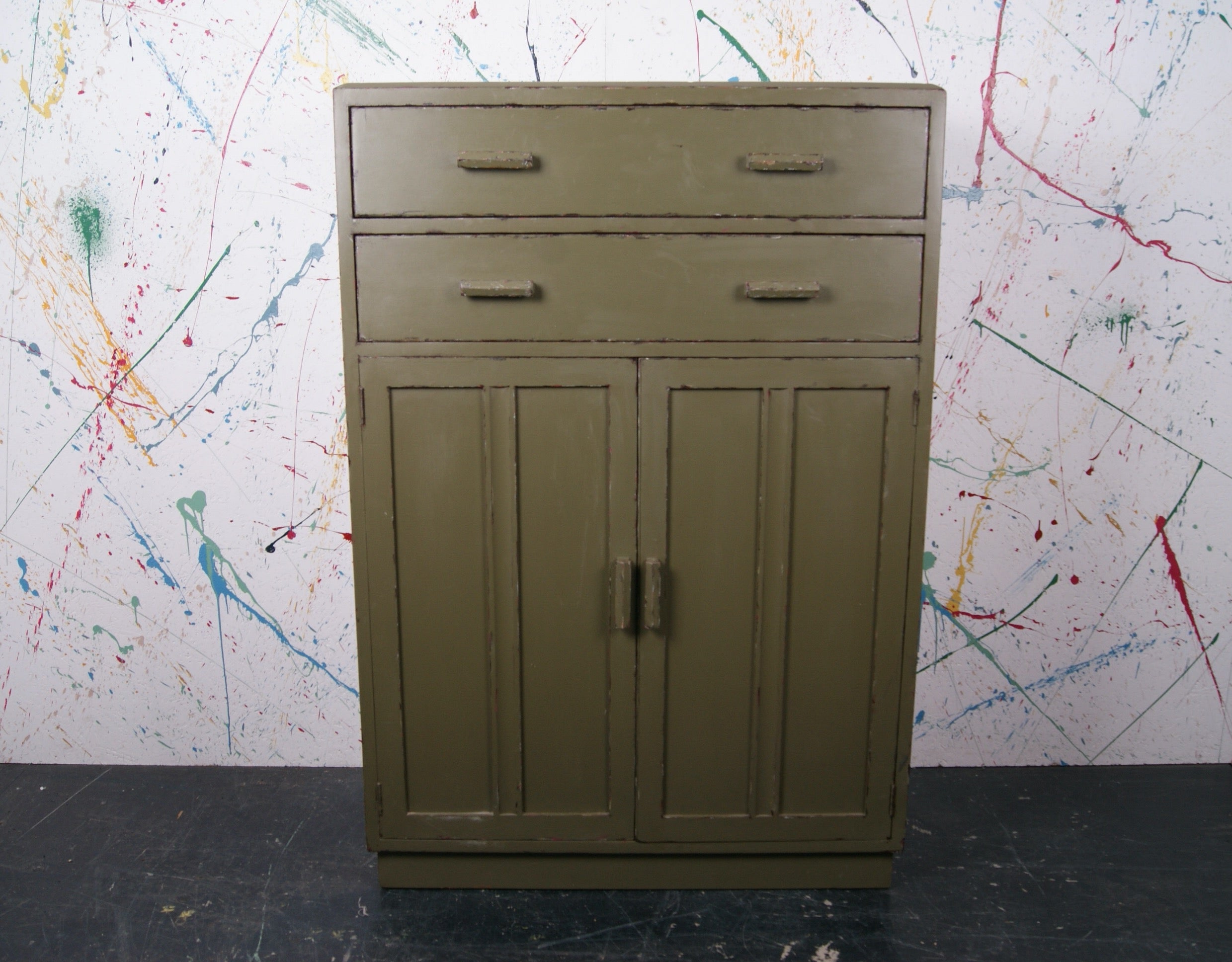 green-wooden-cupboard-1