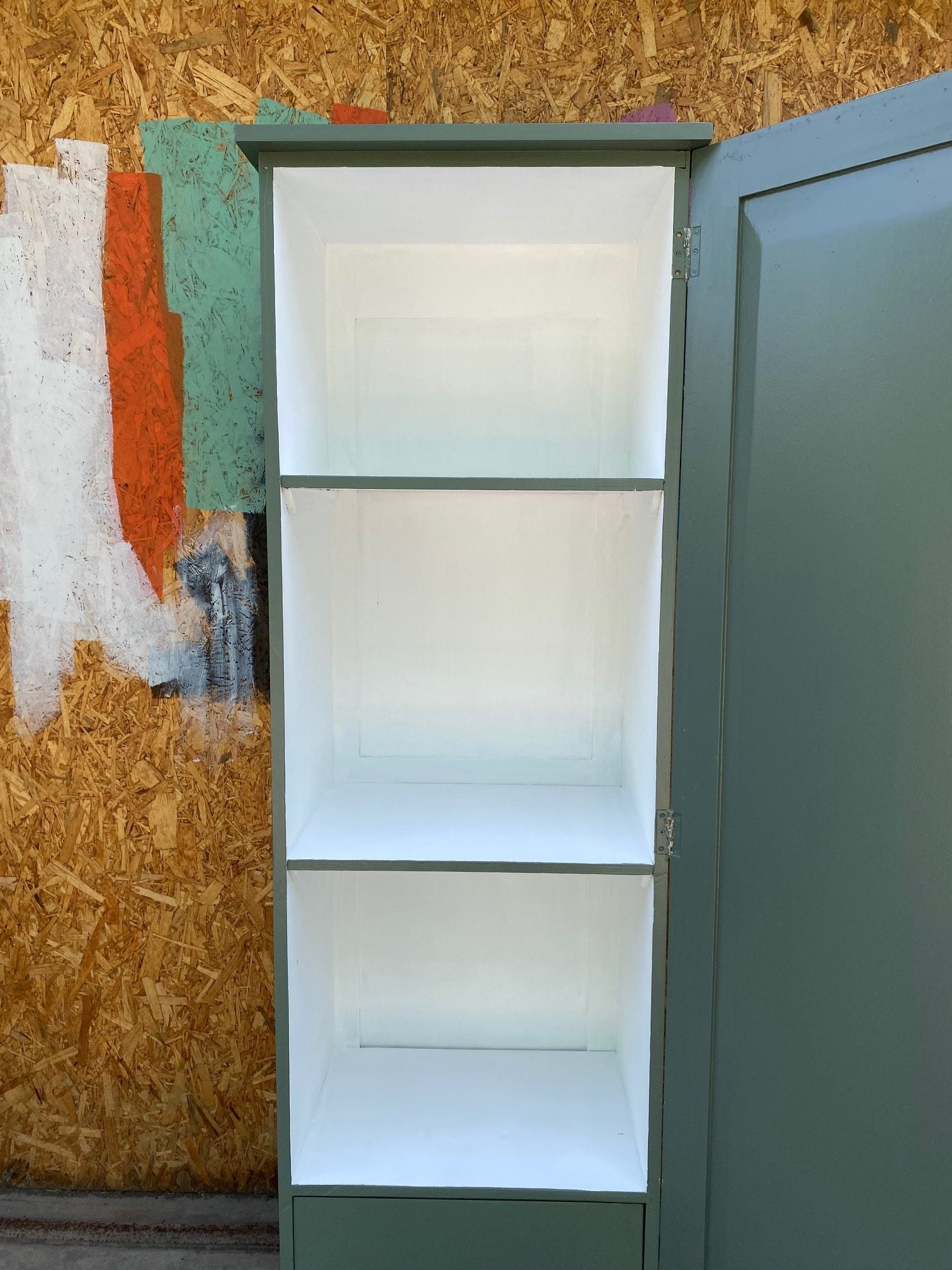 green-wooden-cupboard-10