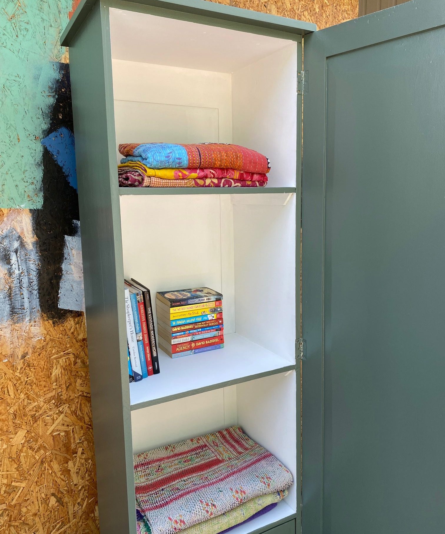 green-wooden-cupboard-17