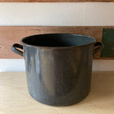 grey-round-maggie-1
