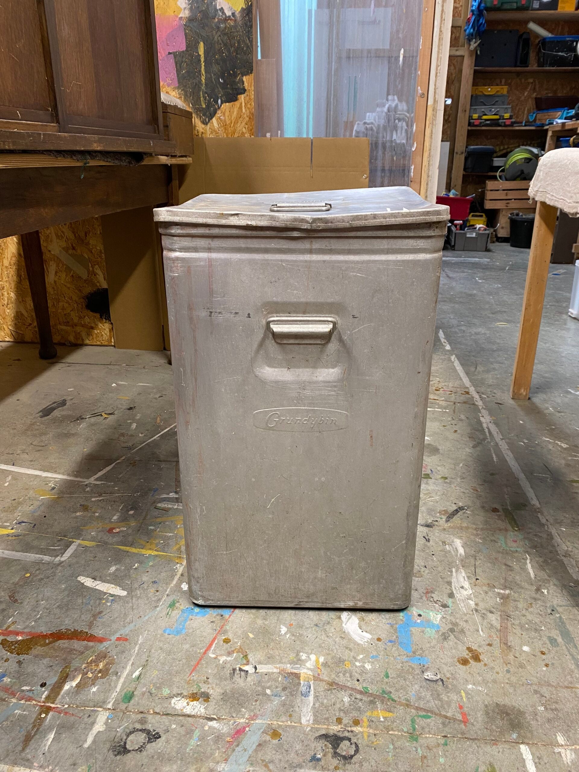 grundy-bin-50