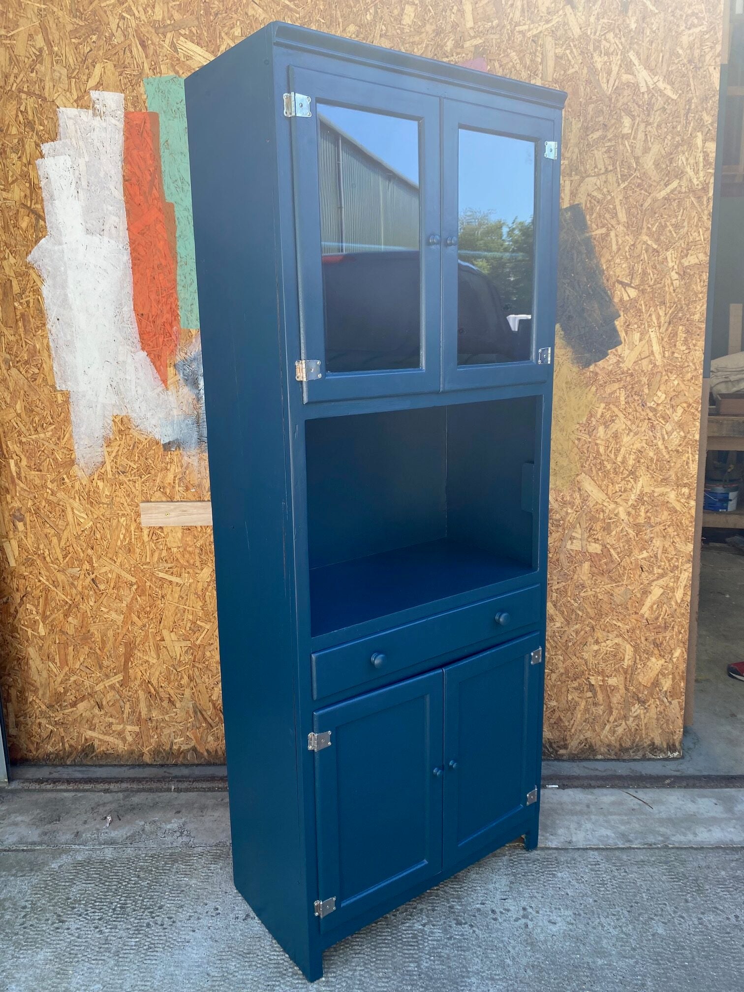 hague-blue-cabinet-12