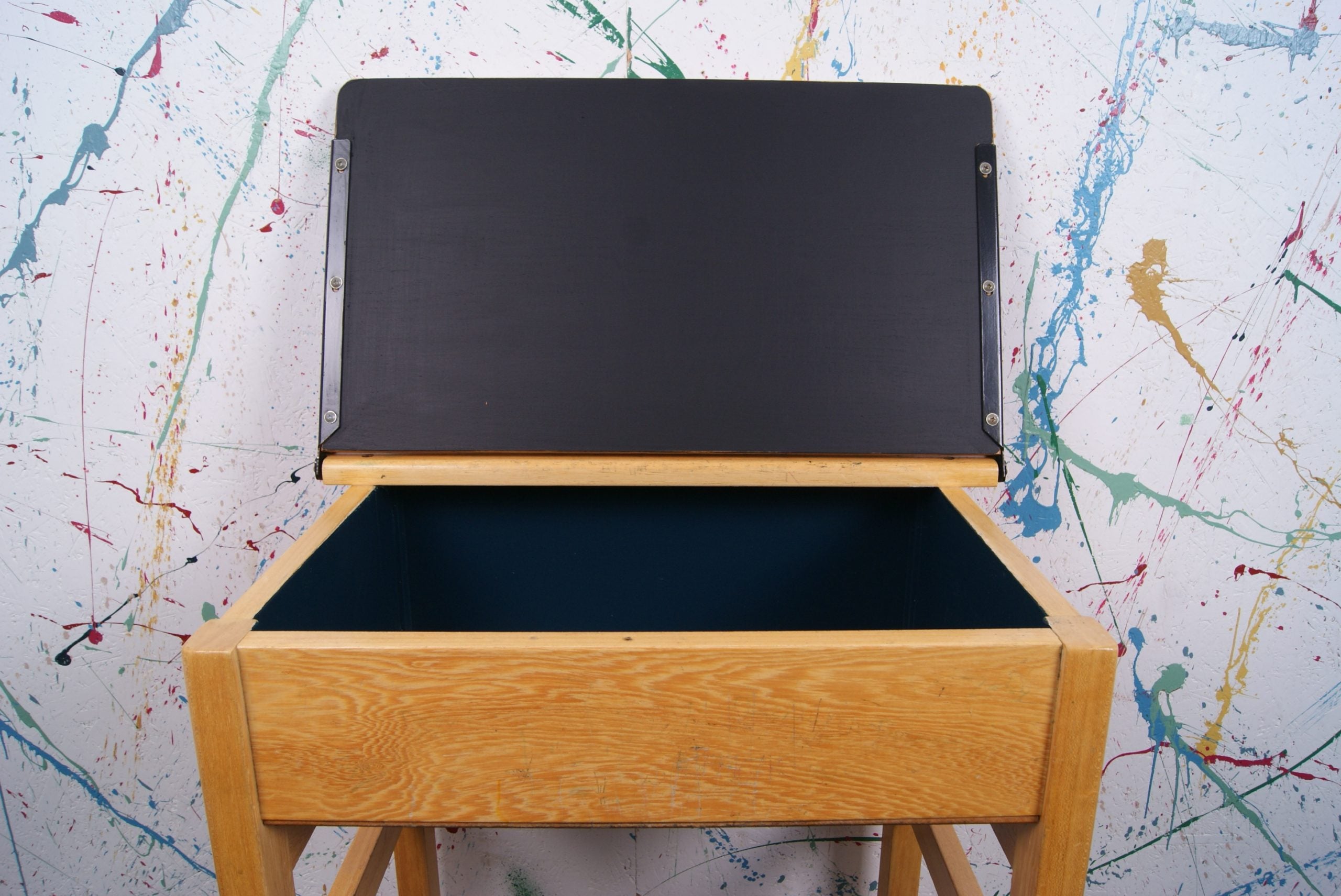 hague-blue-single-school-desk-3