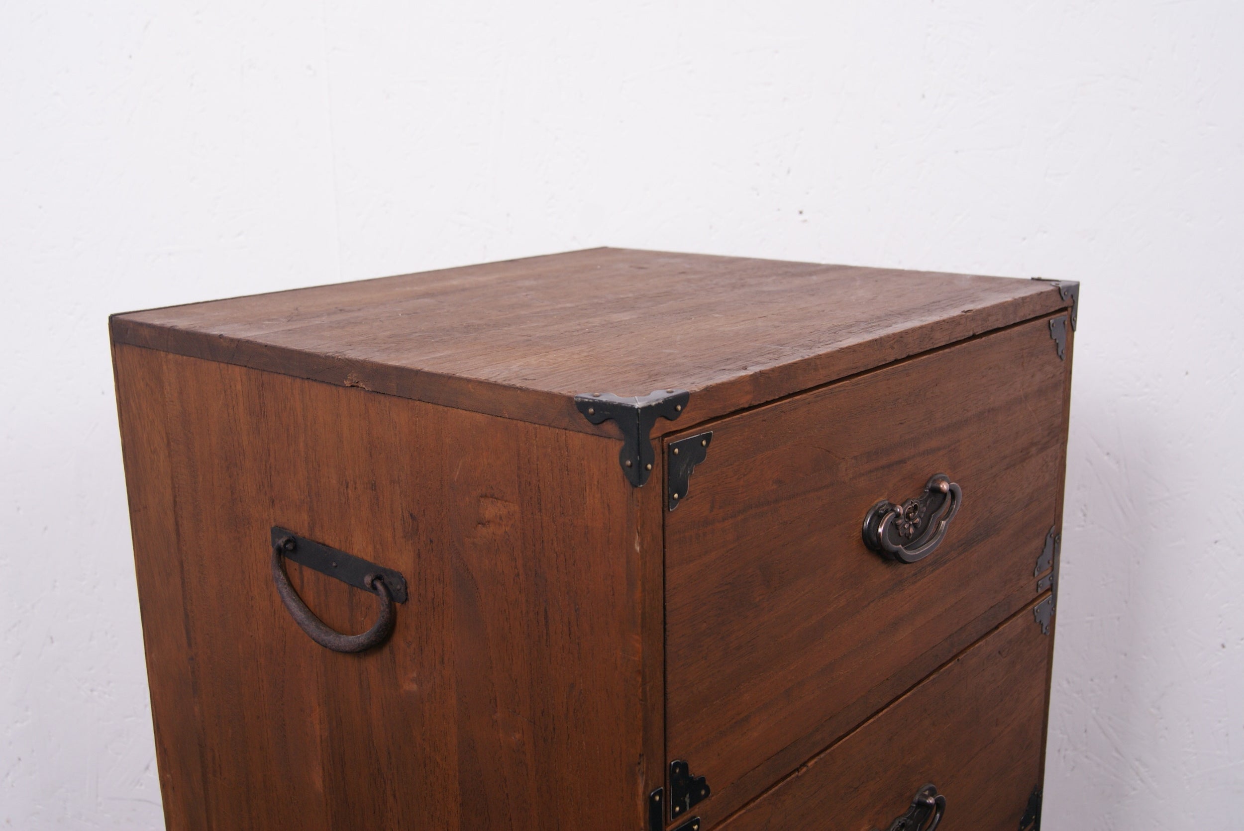 japanese-drawers-3