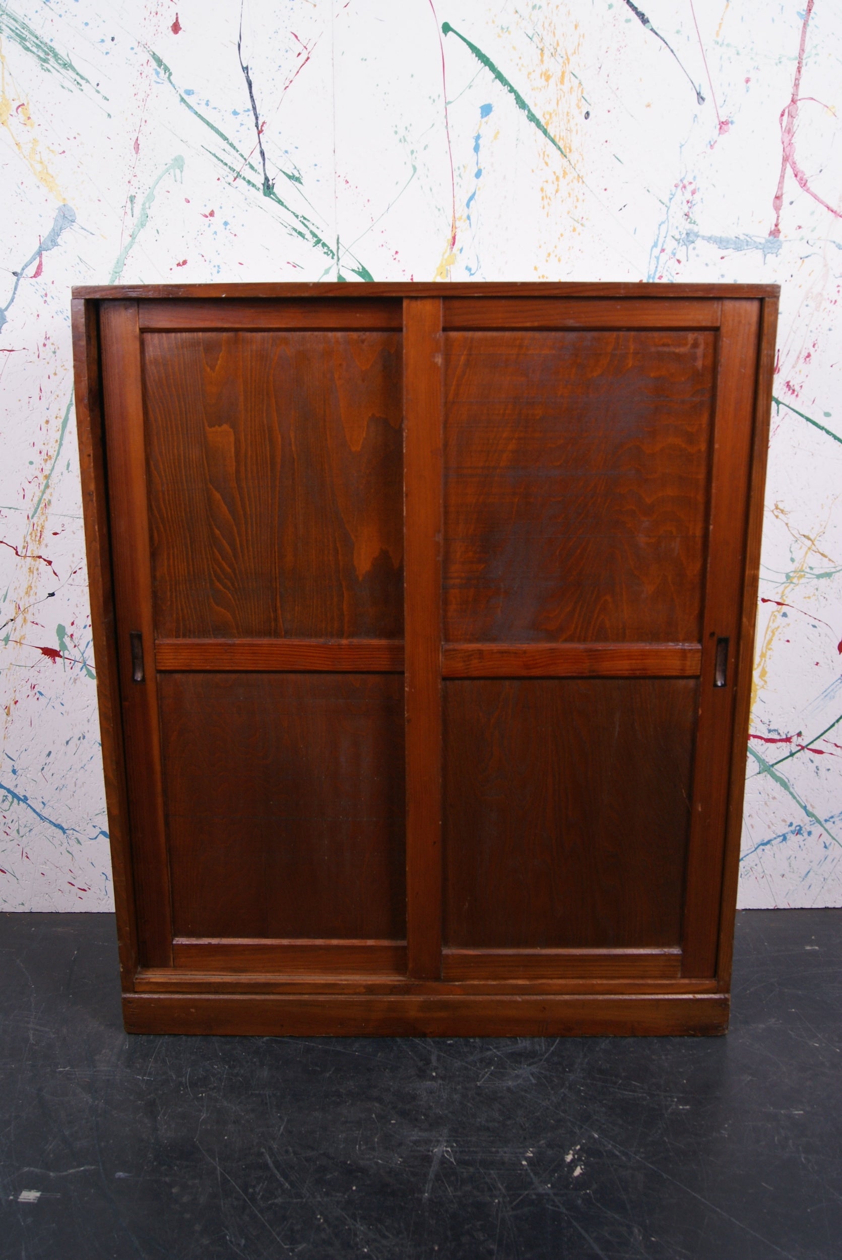 japanese-sliding-door-cupboard-8