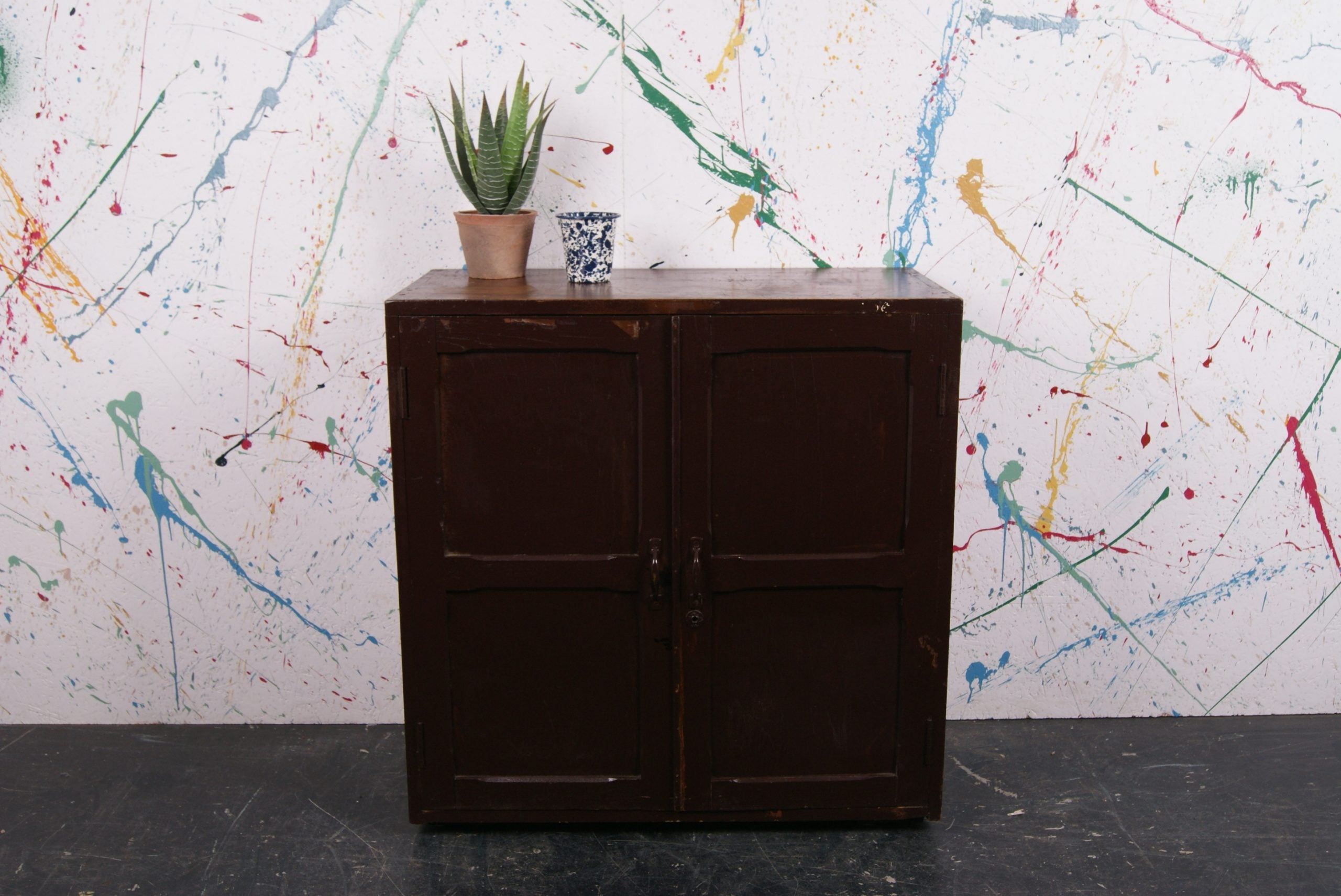 japanese-wooden-cupboard-1