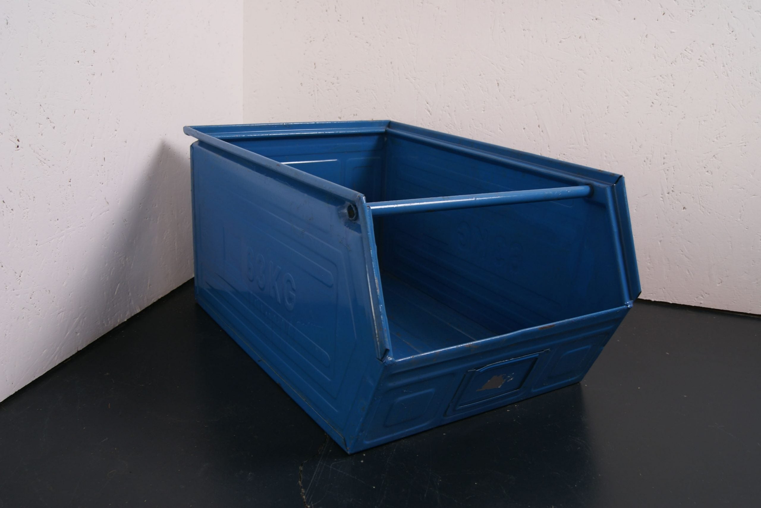 Children's Large Light Blue Metal MARS Stackable Storage Crates