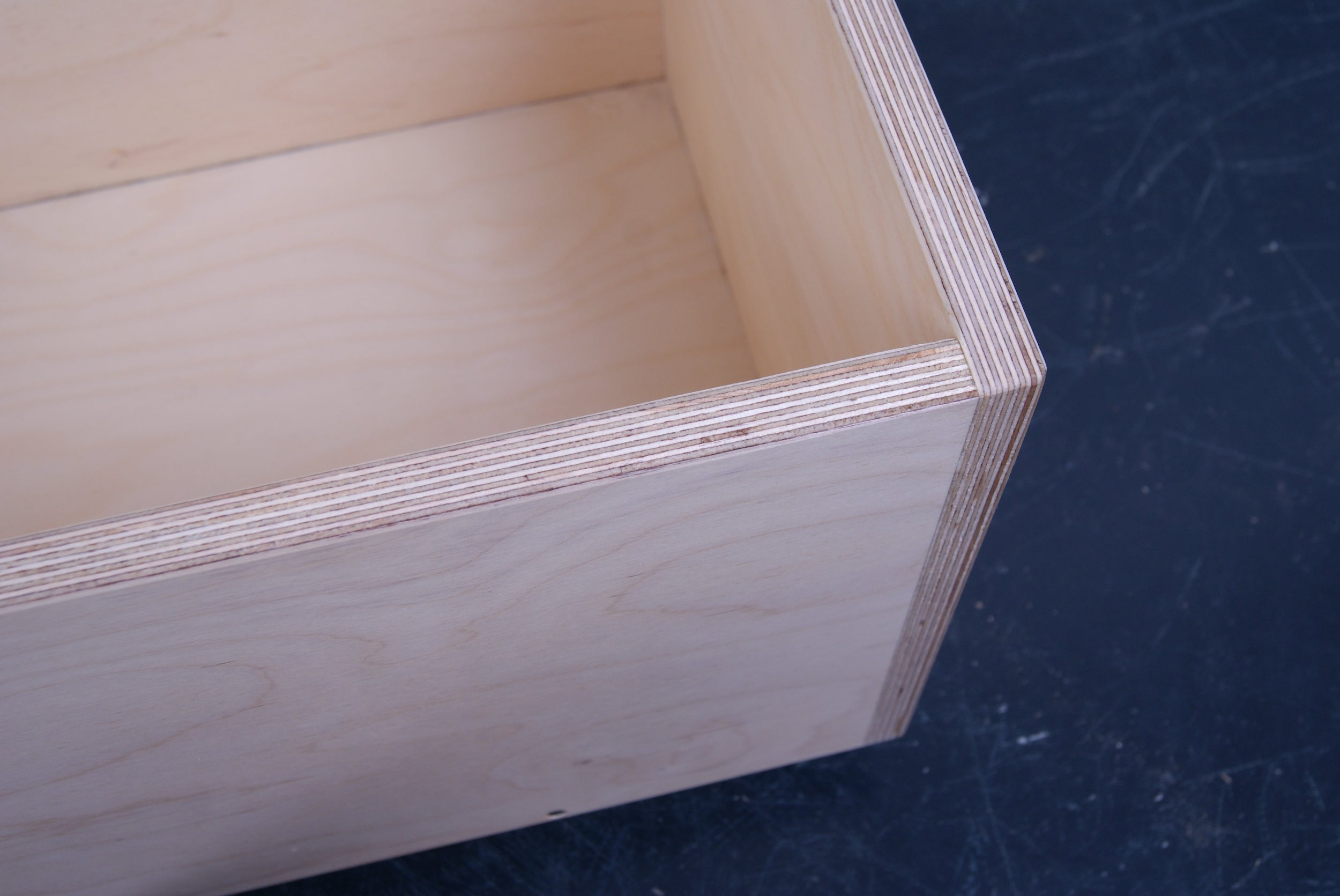 kids-birch-ply-box-on-wheels-7