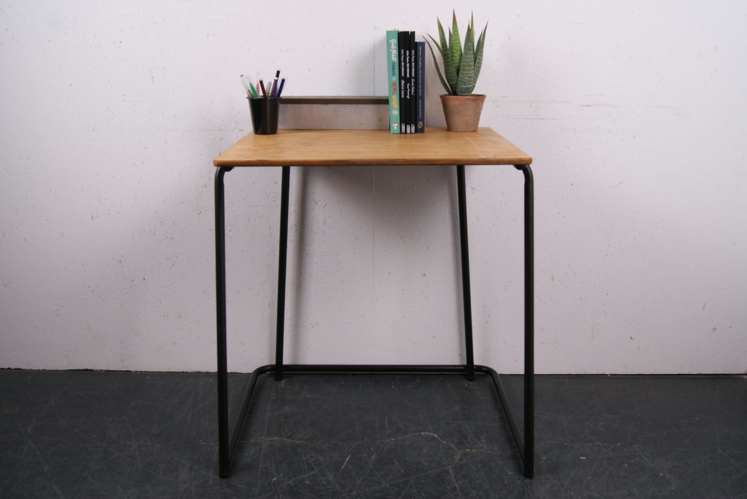 Children's Customised Metal Legged Exam Desk