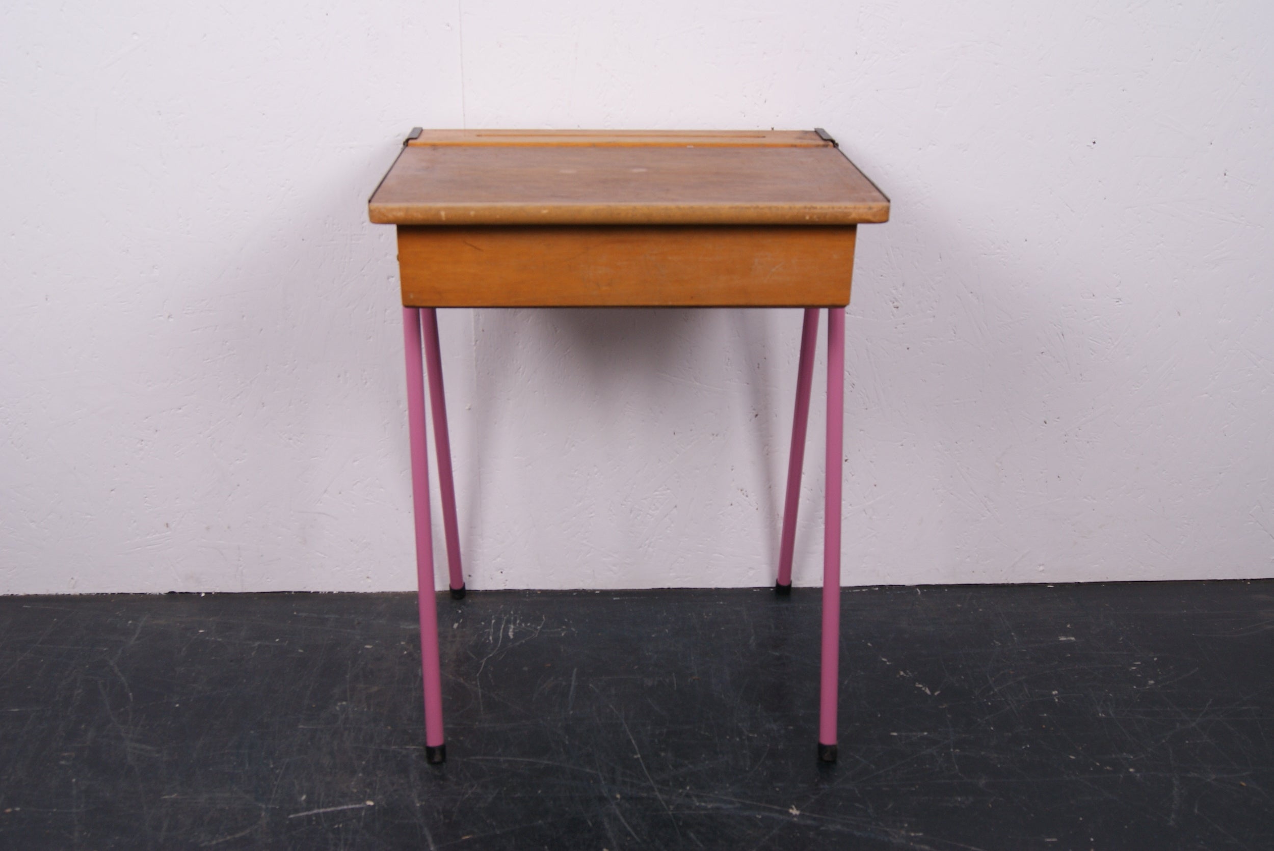 kids-customised-single-desk-1