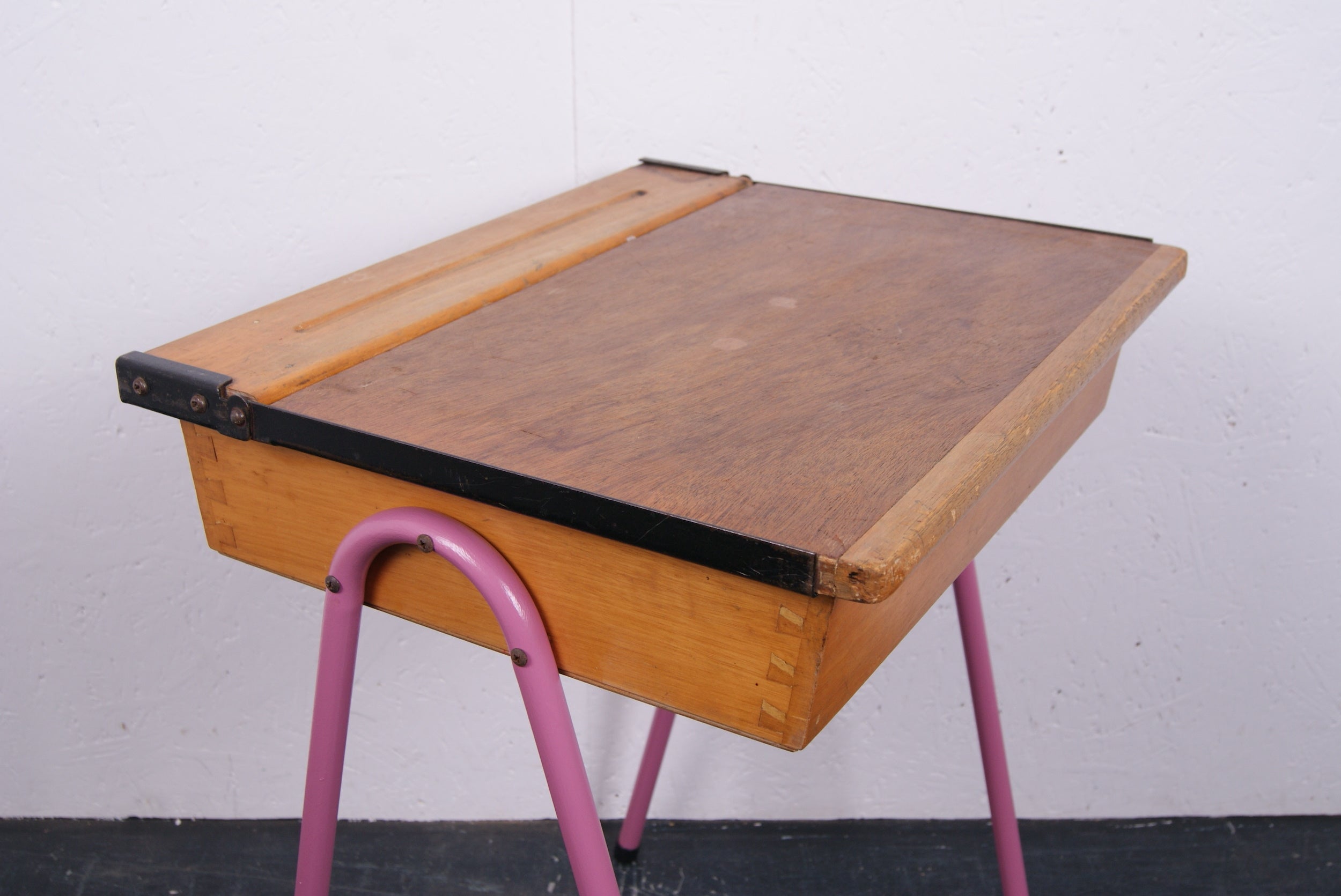 kids-customised-single-desk-7