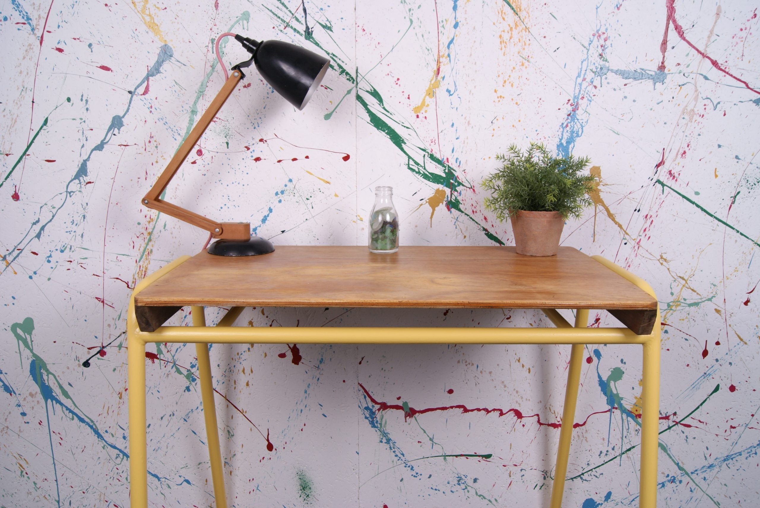 kids-customised-tubular-desk-4