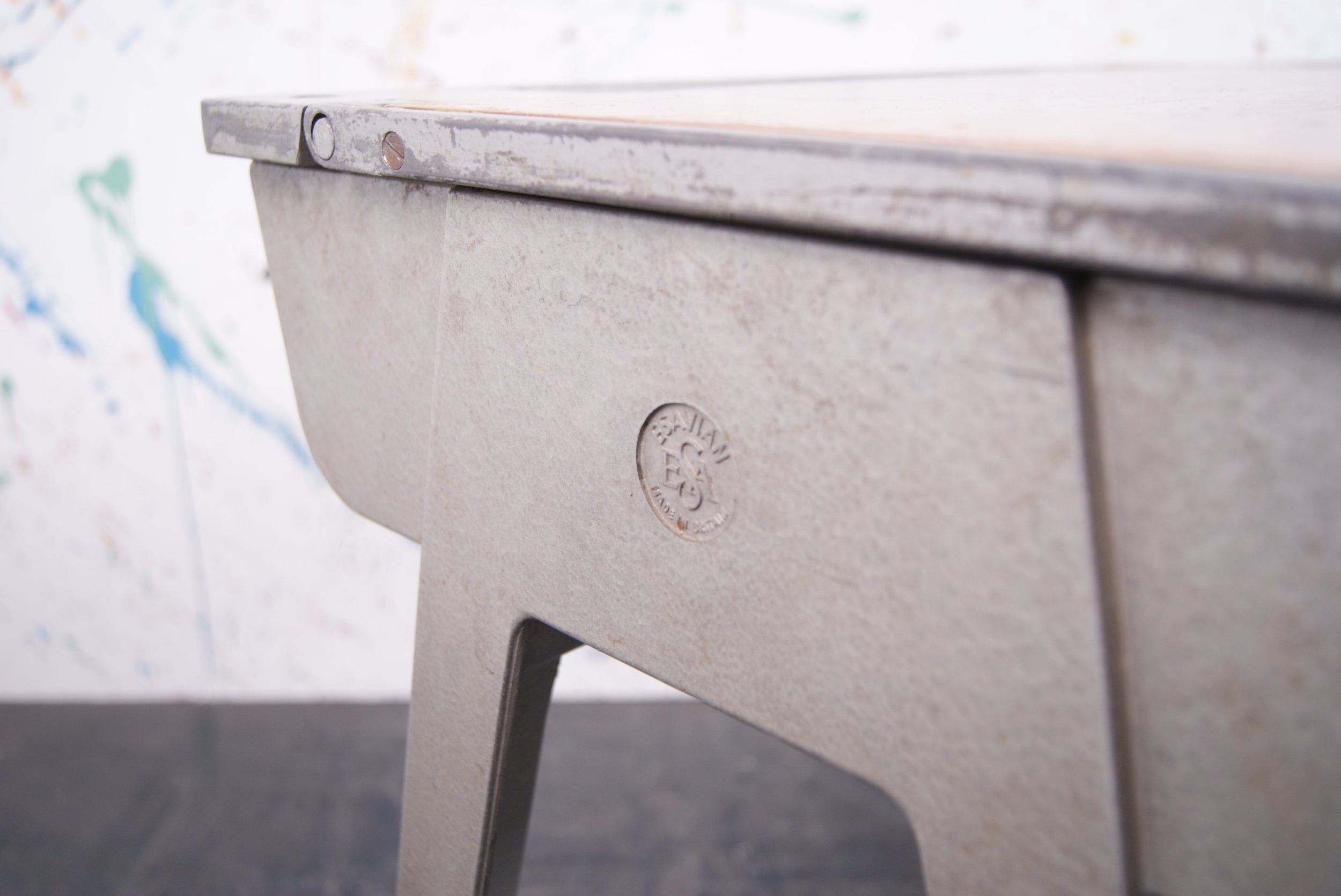 kids-double-esavian-compass-desk-5