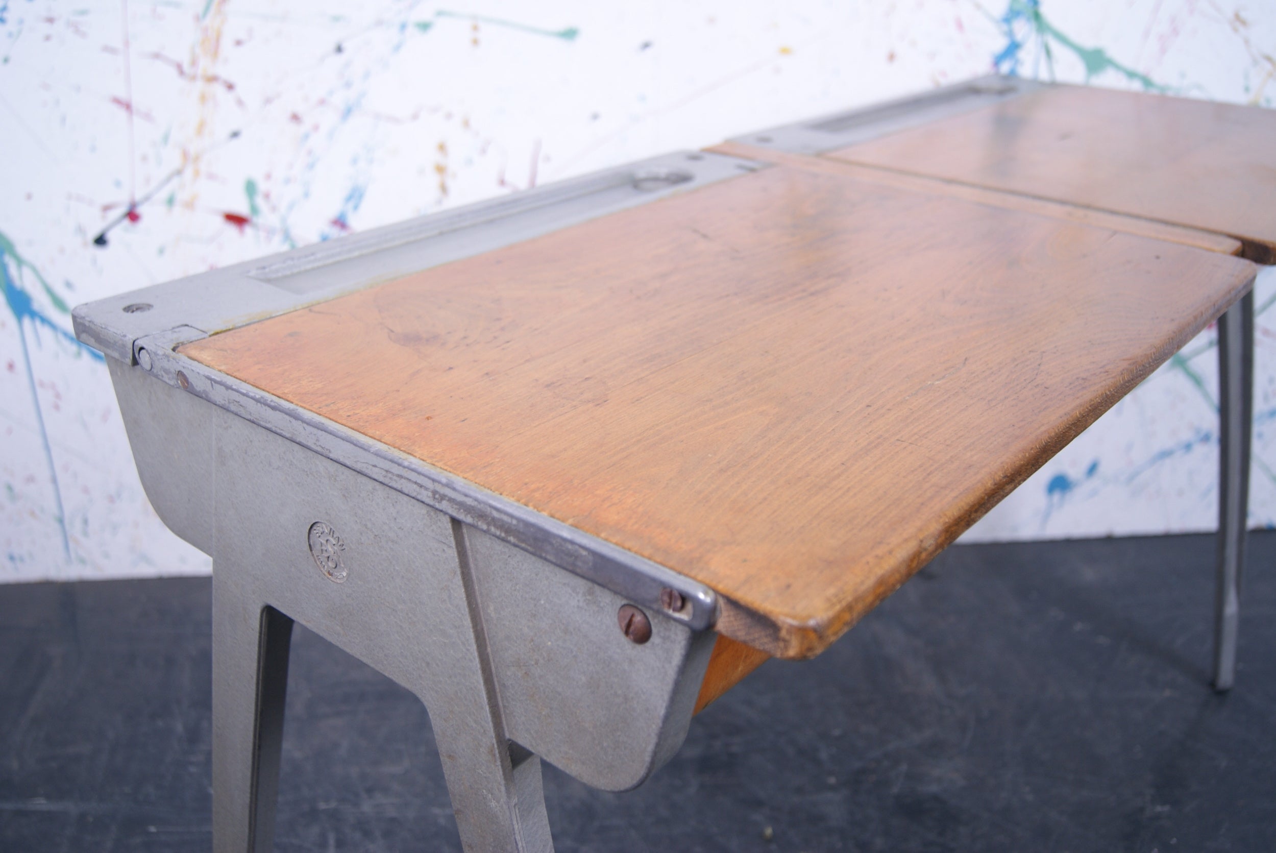 kids-double-esavian-compass-desk-6