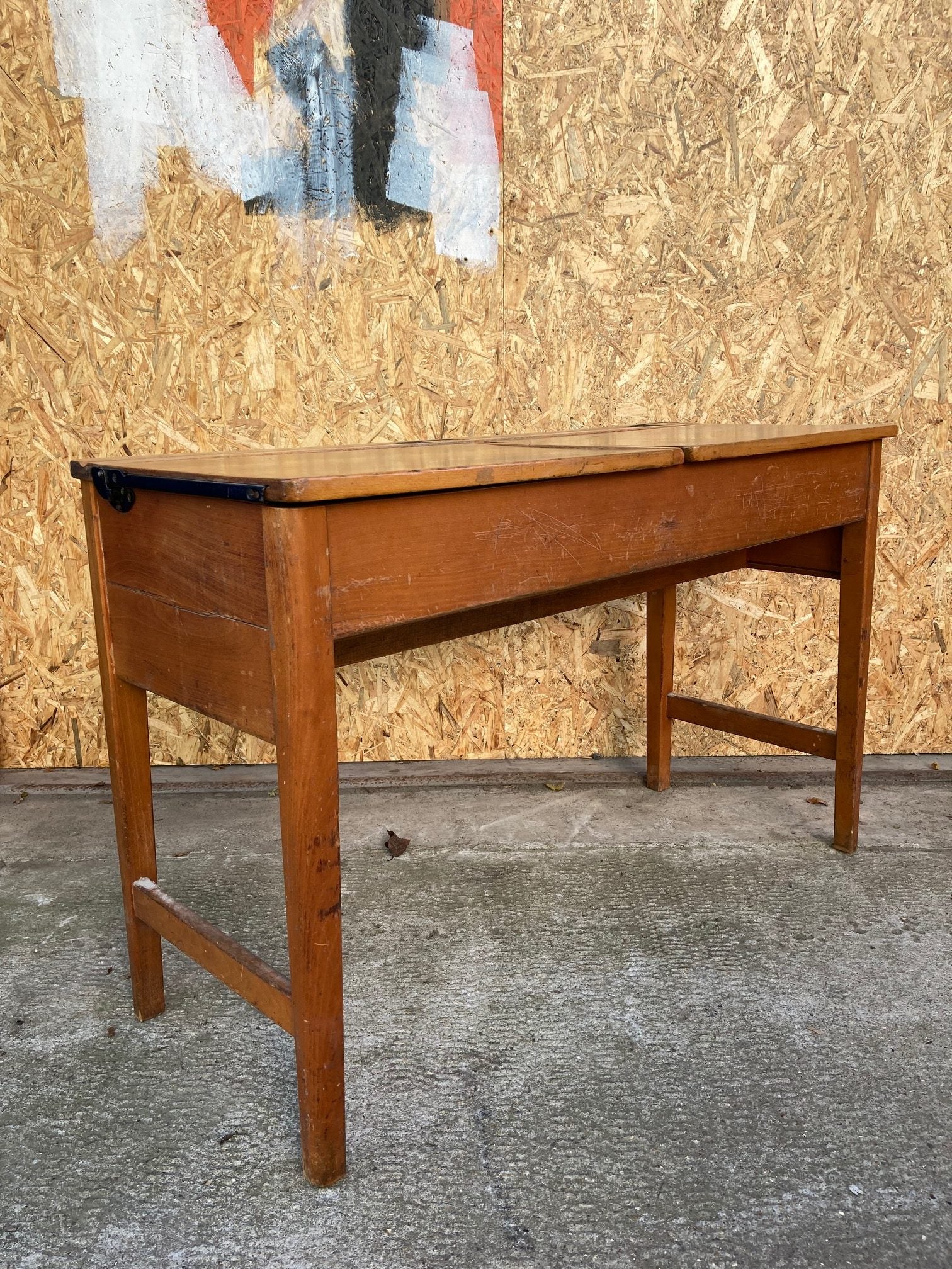 kids-double-lift-up-lid-desk-3