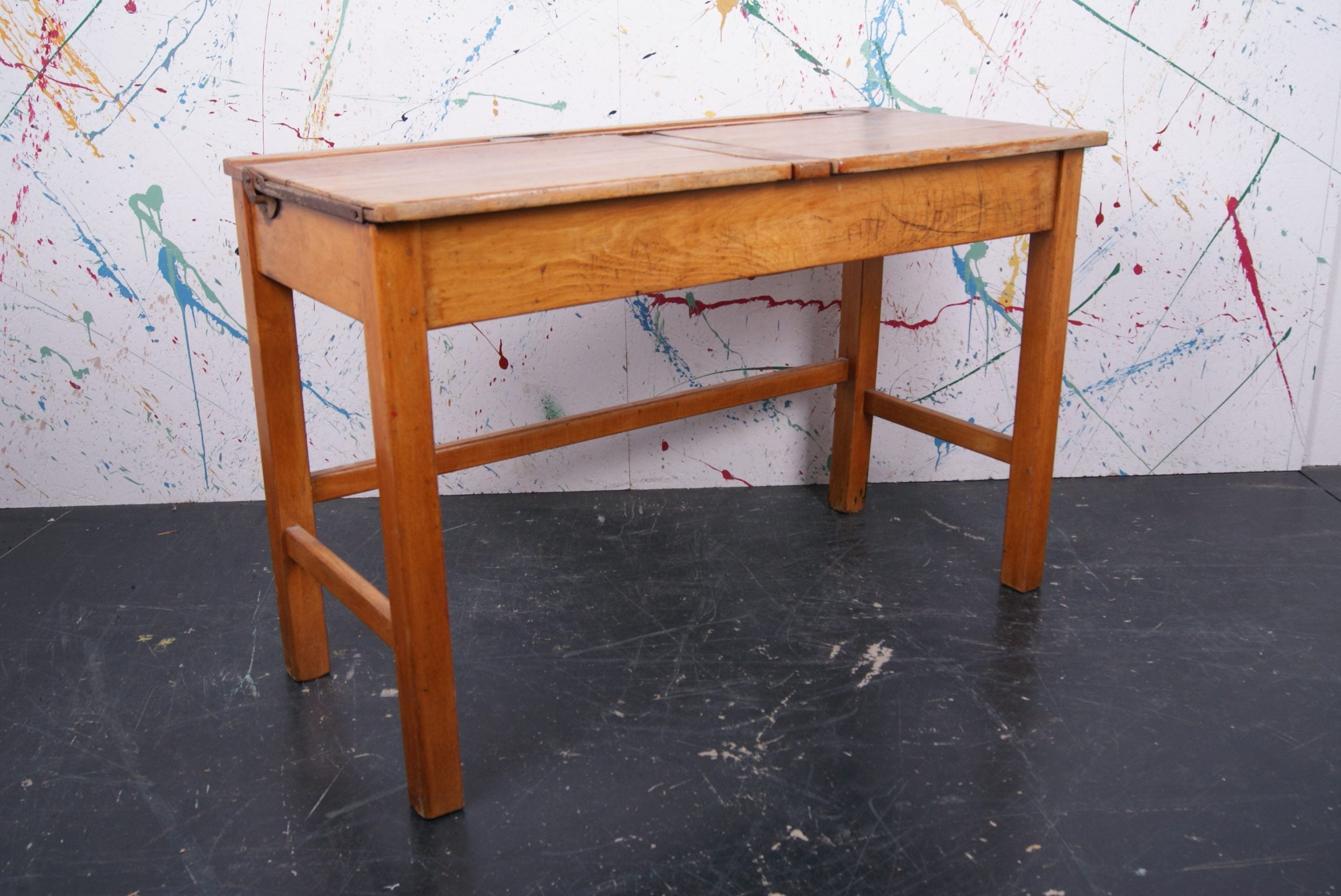 kids-double-school-desk-23