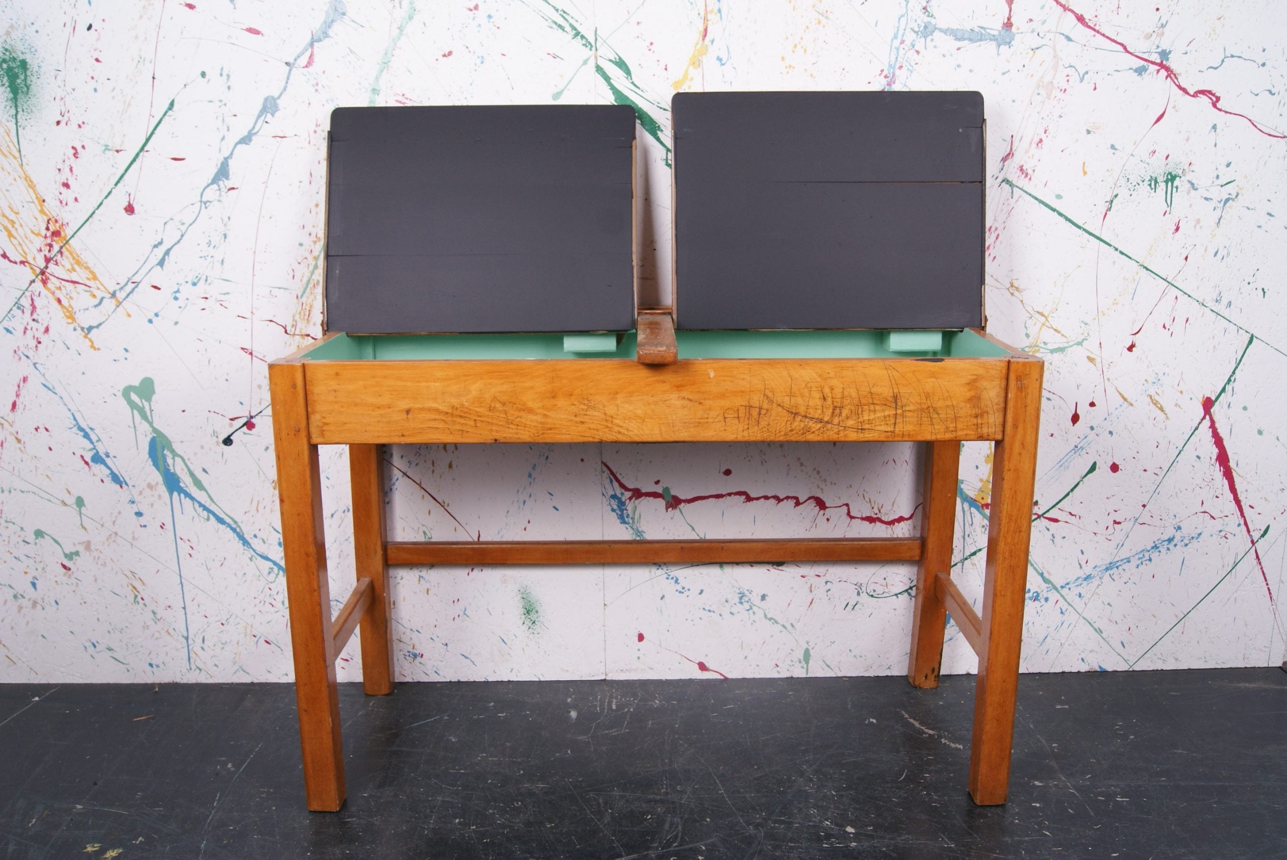 kids-double-school-desk-24