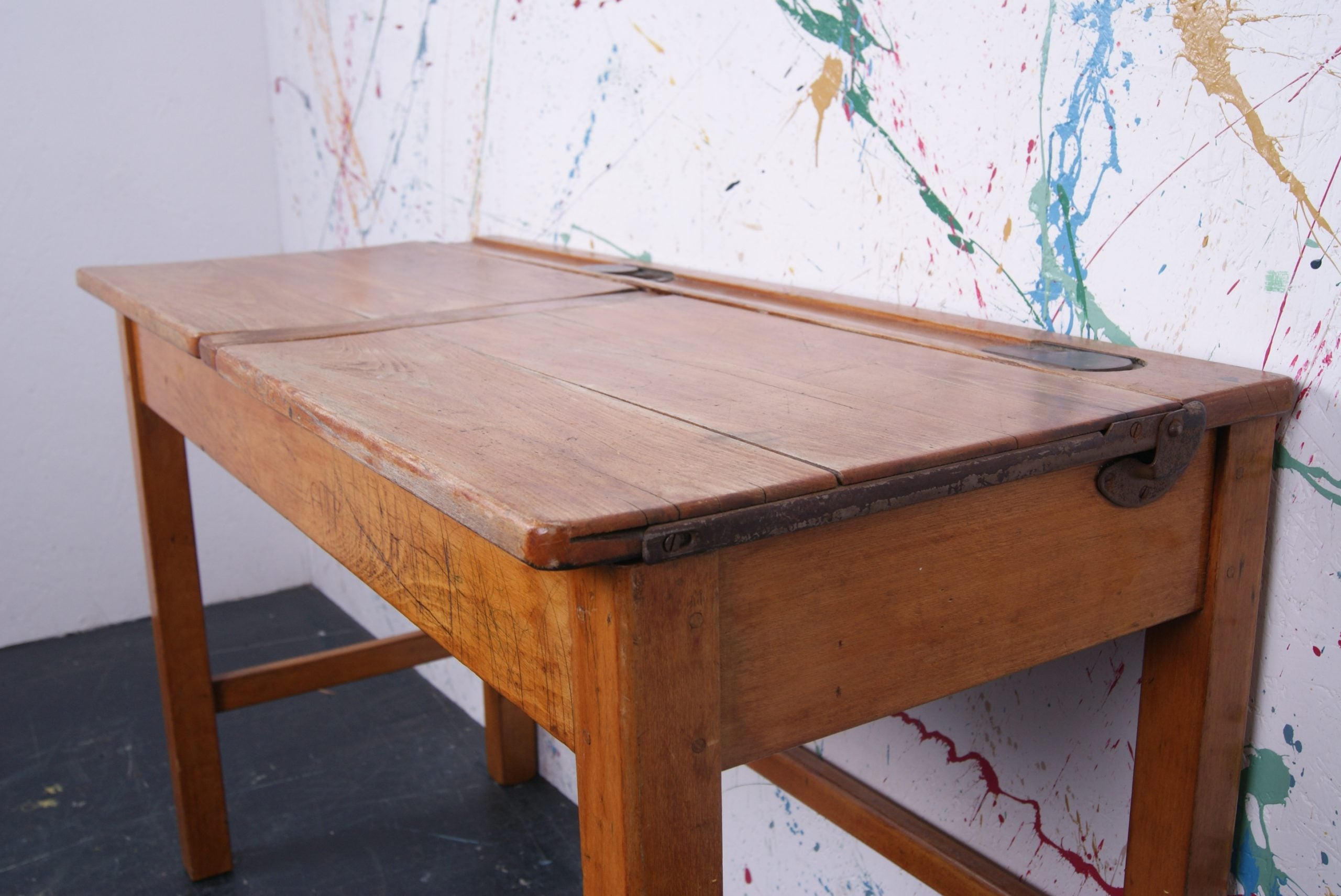 kids-double-school-desk-26