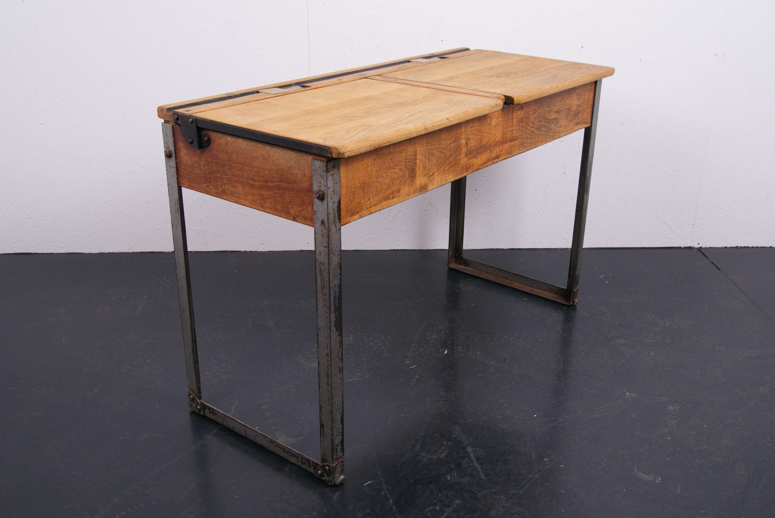 Children's Kingfisher Double Desk with Metal Legs and Lift up Lids