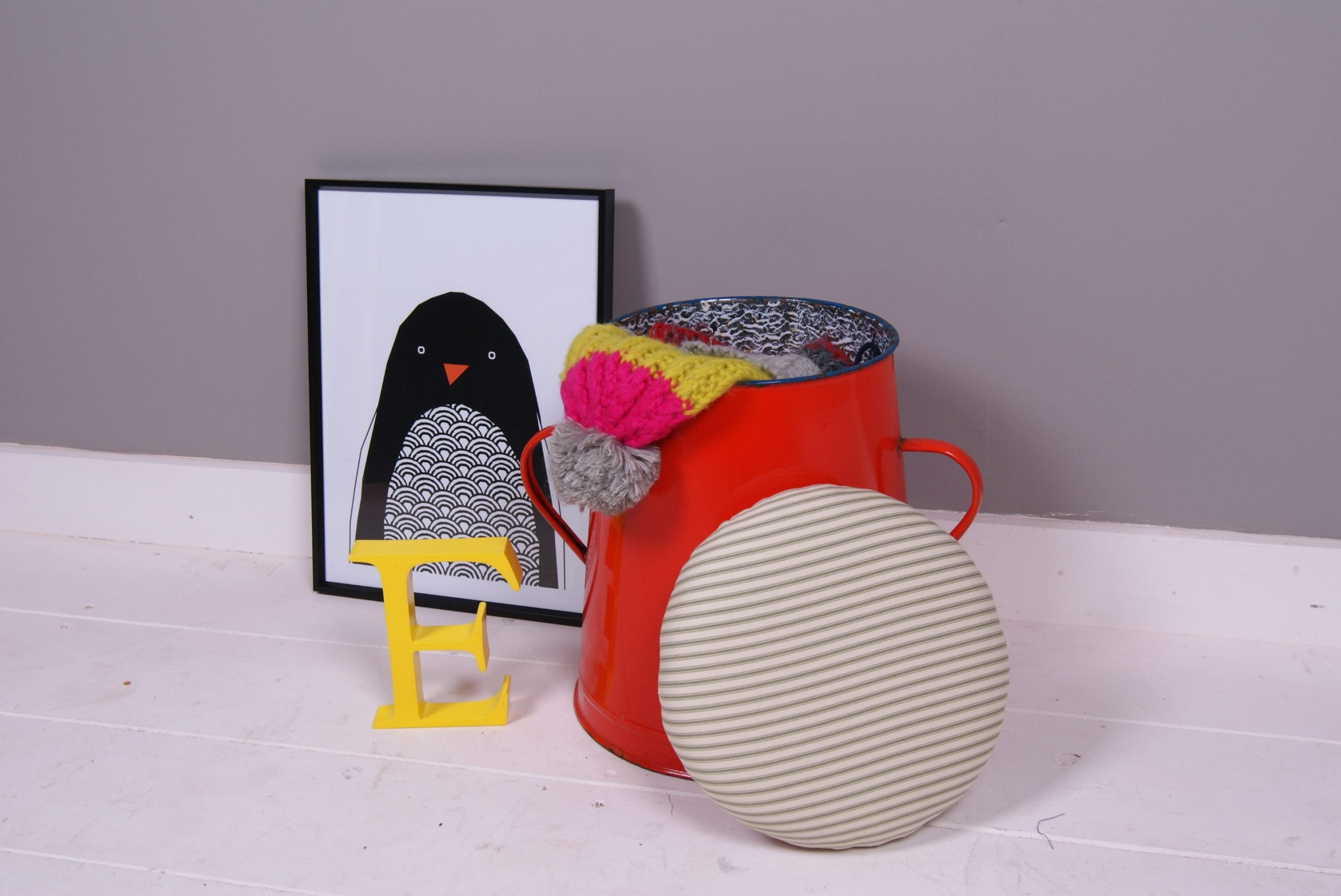 Medium Red Maggie with Green Ticking Removable Seat Pad