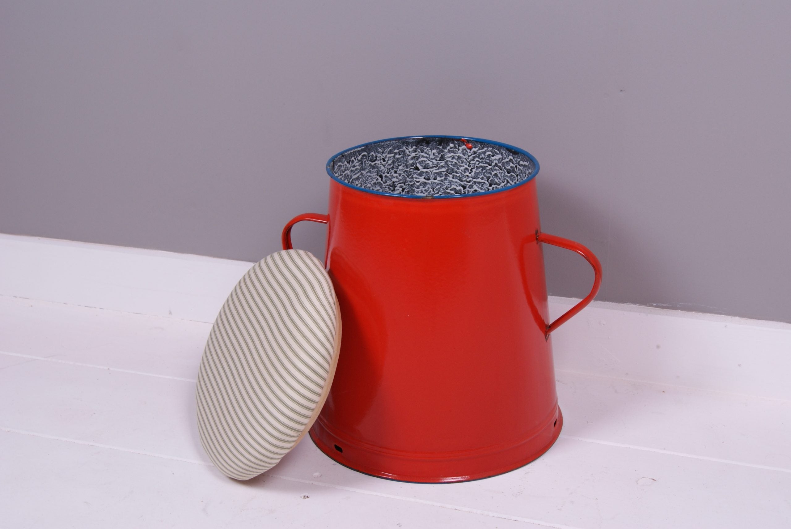 Medium Red Maggie with Green Ticking Removable Seat Pad