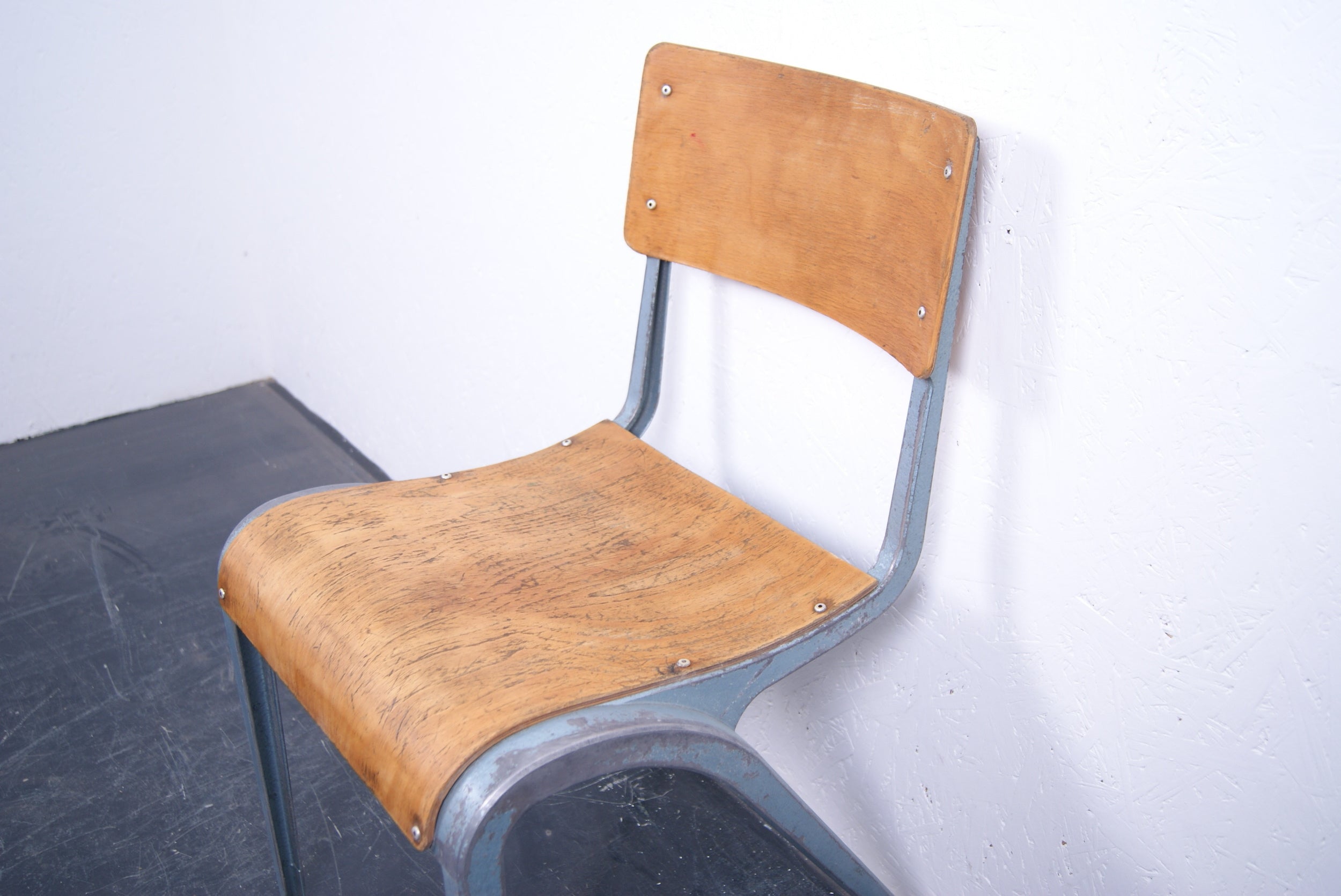 kids-esavian-chair-4