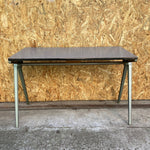 kids-esavian-desk-1