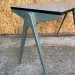 kids-esavian-desk-5