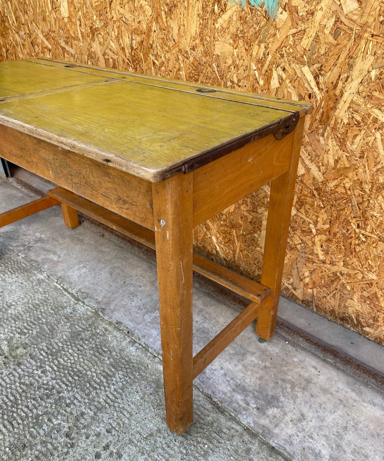 kids-esavian-double-desk-11