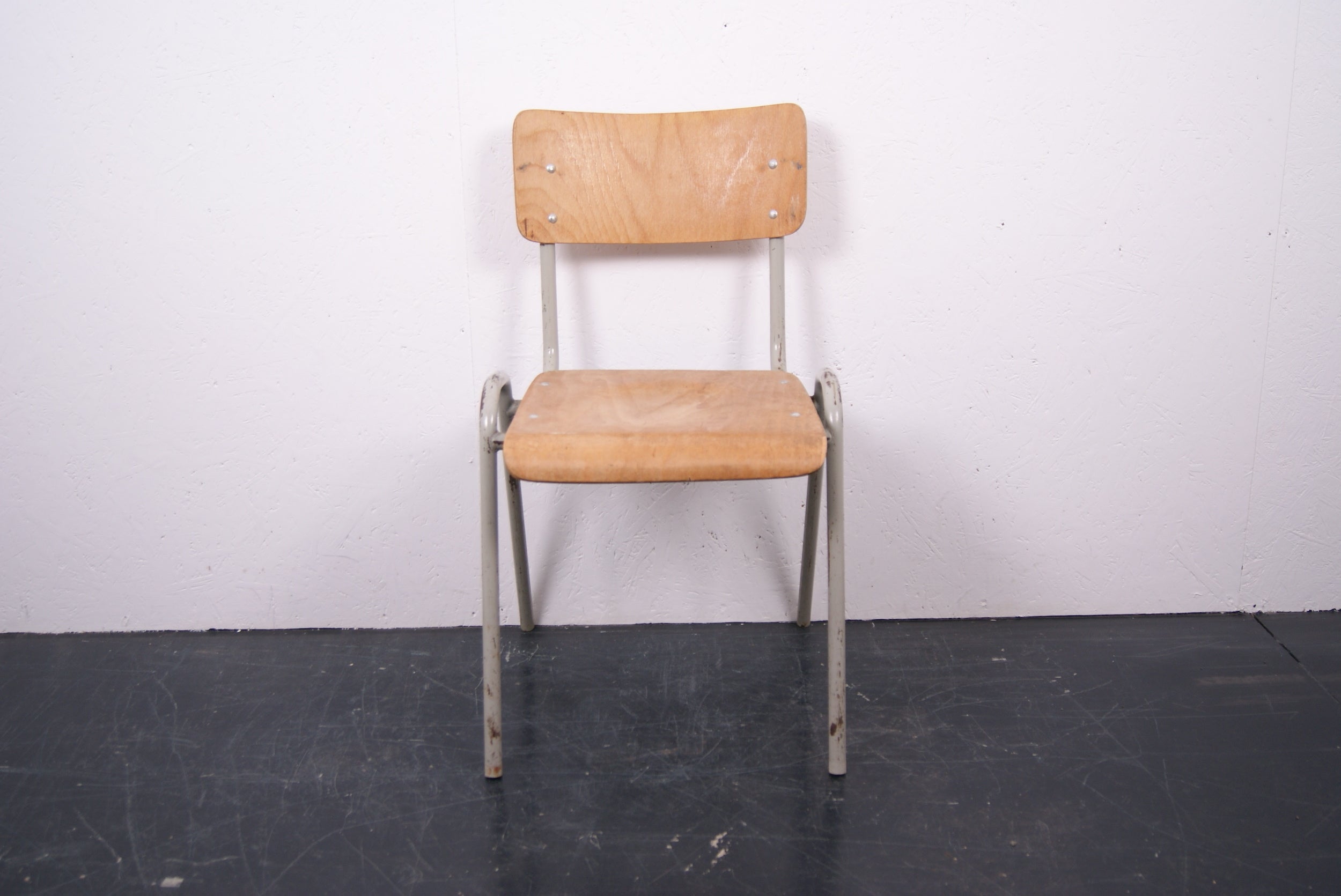 kids-french-chairs-3