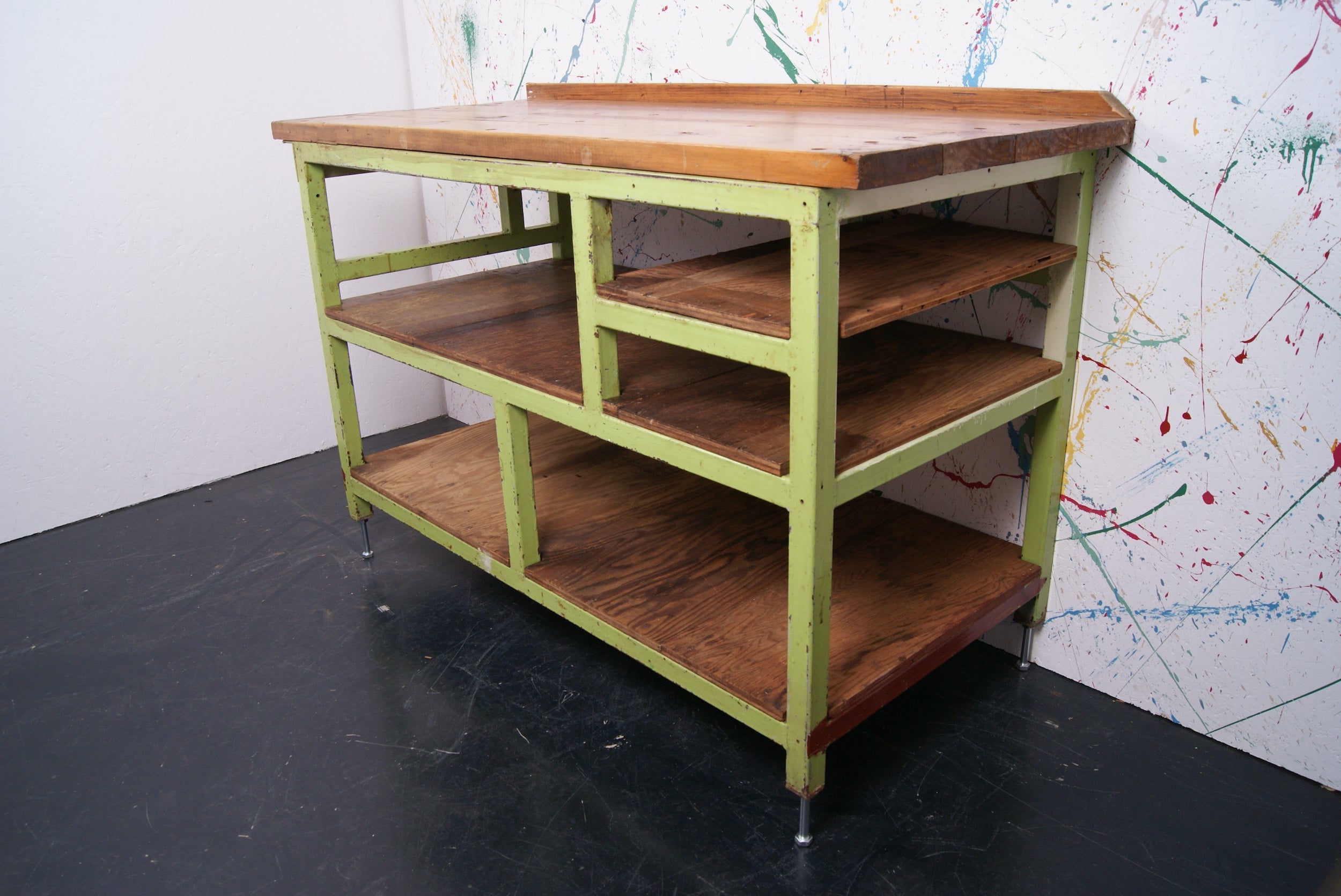 kids-green-metal-workbench-16