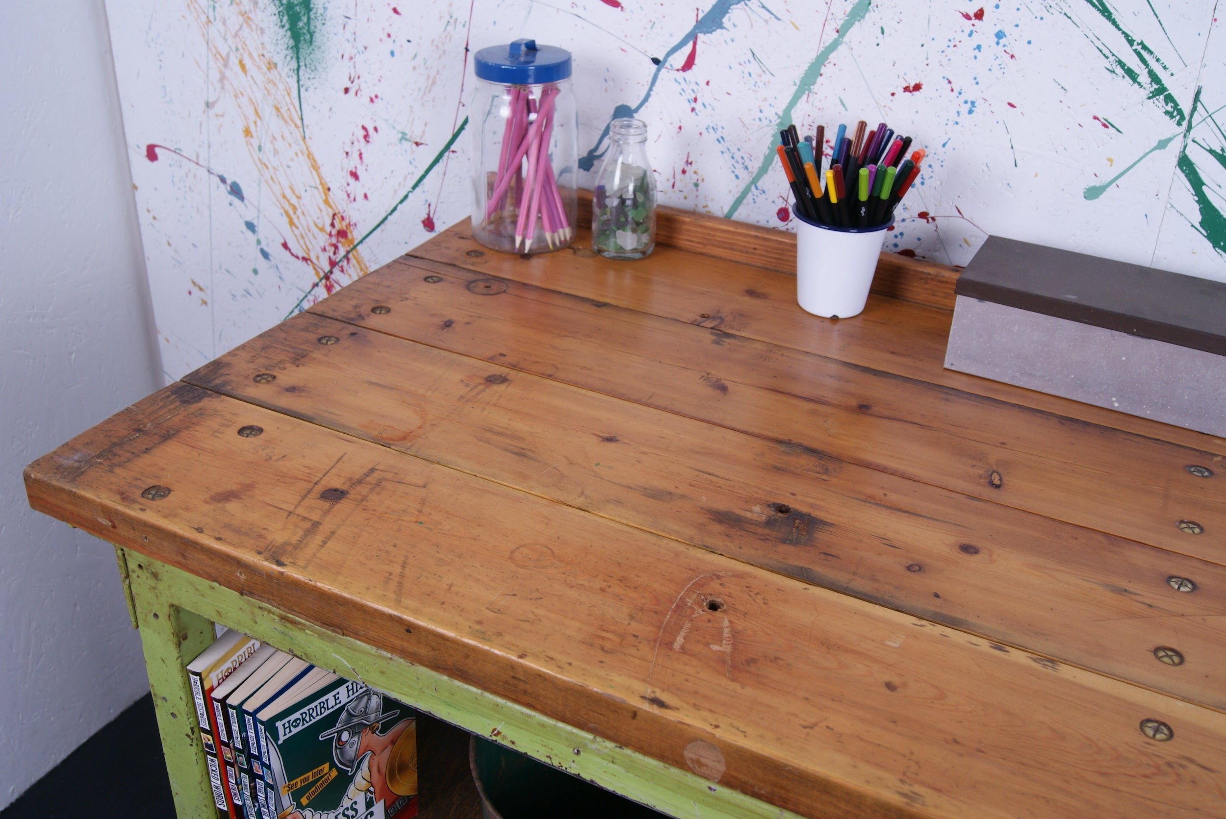kids-green-metal-workbench-7