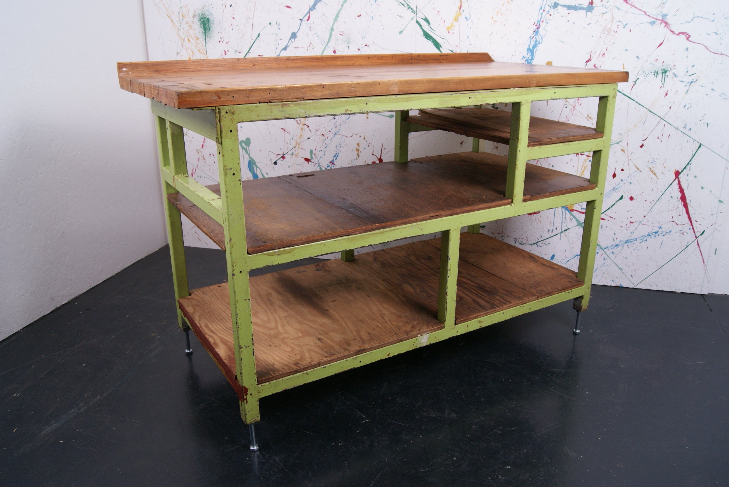 kids-green-metal-workbench-9