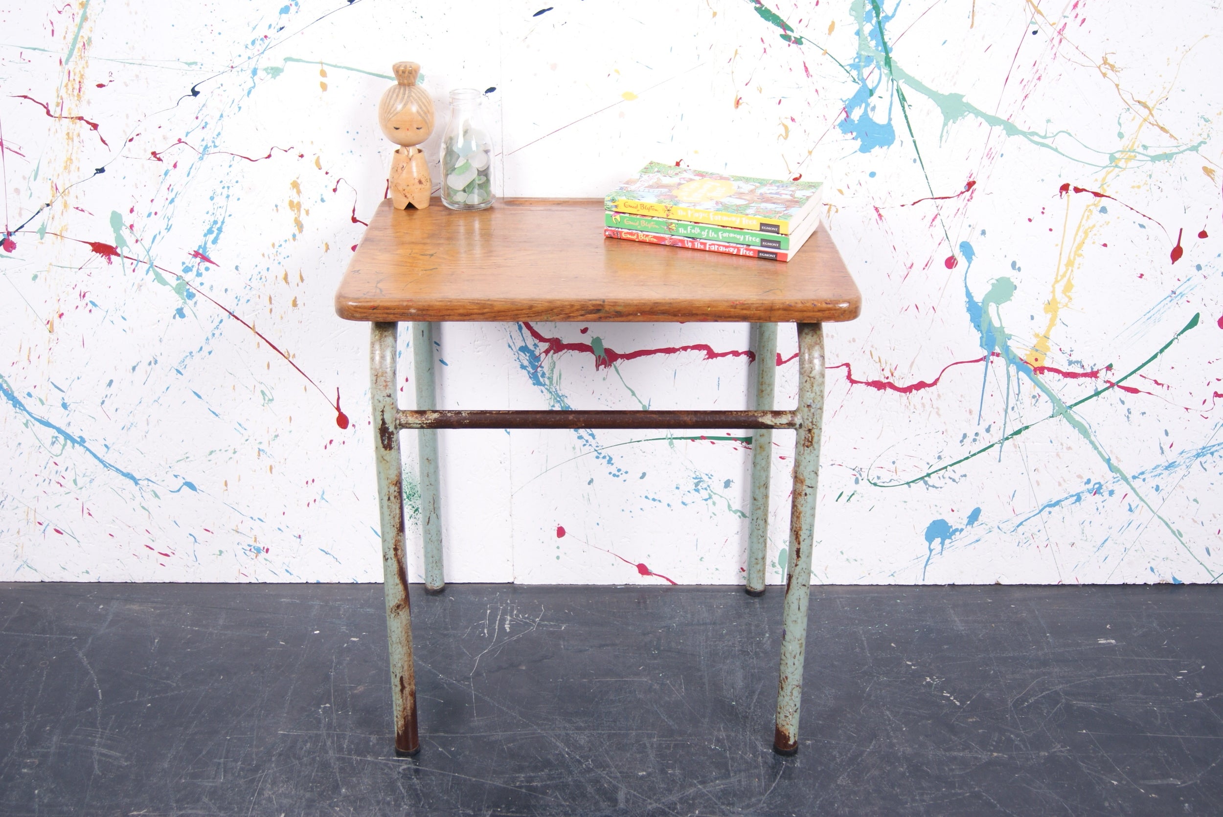 kids-green-tubular-table-2