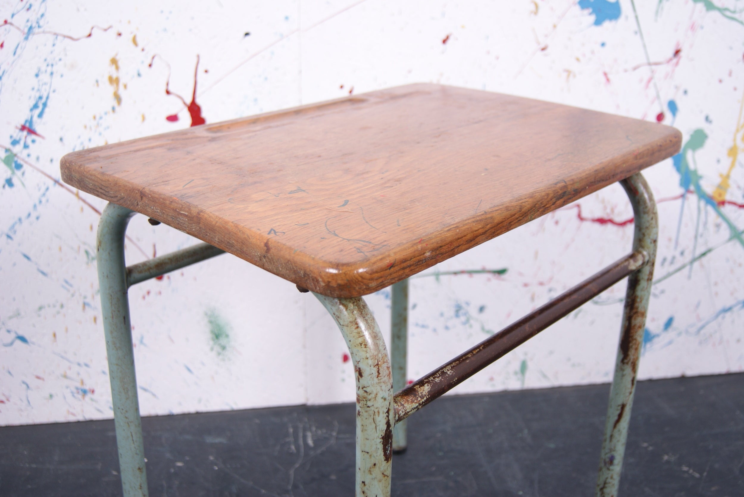 kids-green-tubular-table-3