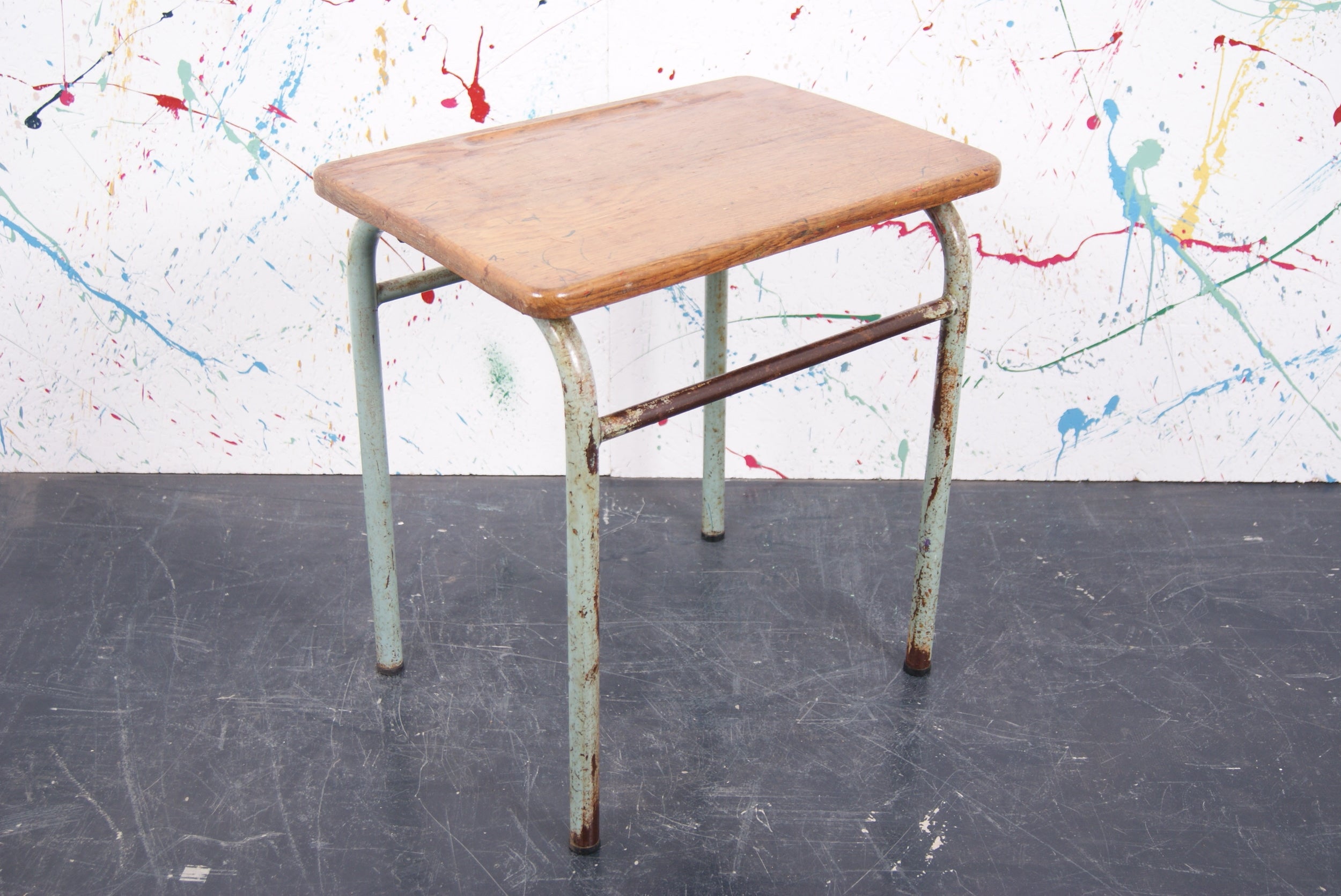 kids-green-tubular-table-4