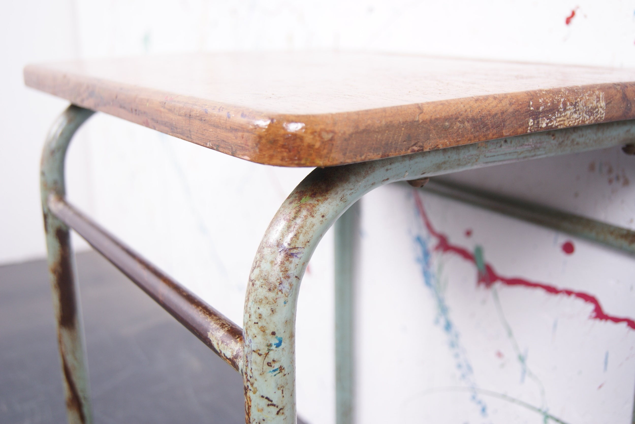 kids-green-tubular-table-5