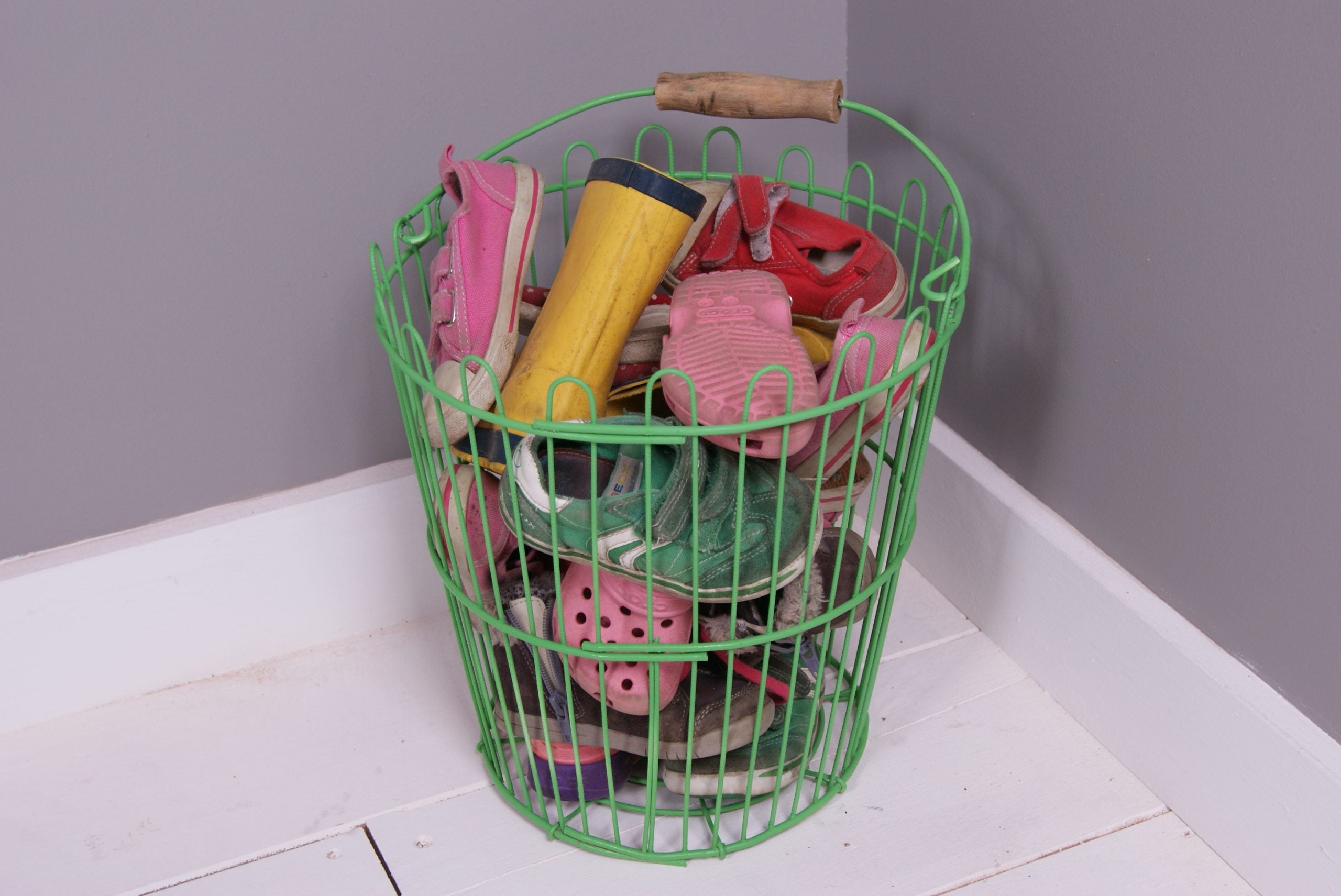 Children's Vintage Green Wire Storage Basket with Handle