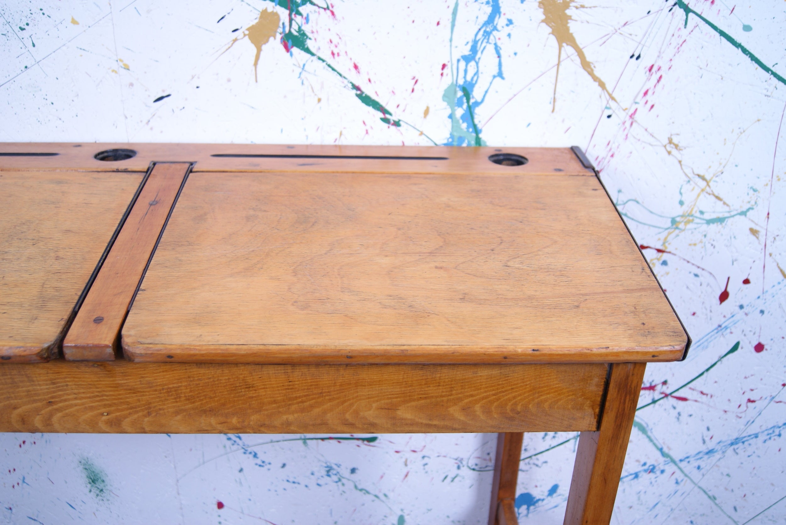kids-lift-up-lid-desk-1
