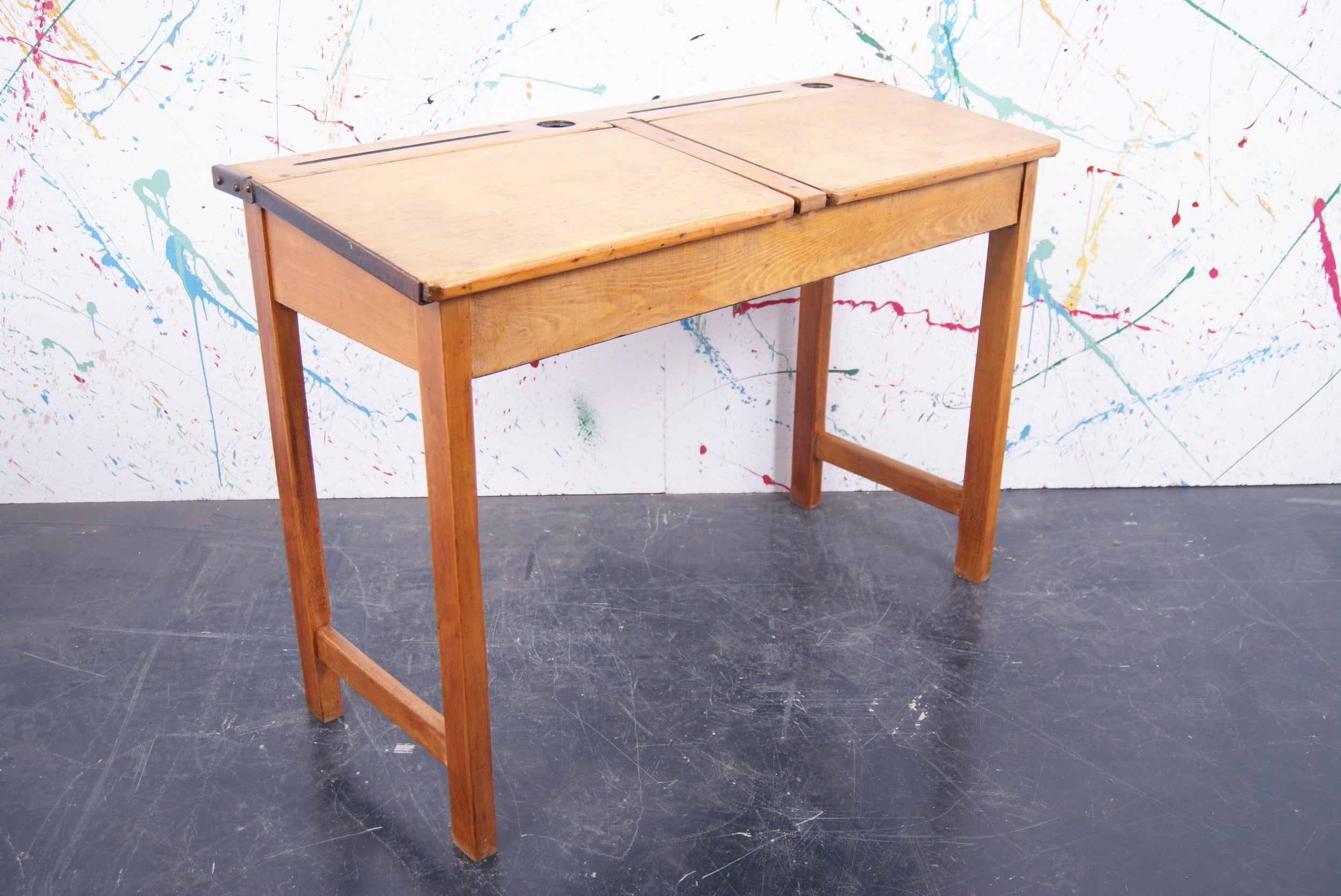 kids-lift-up-lid-desk-4