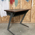 kids-metal-legged-single-desk-3
