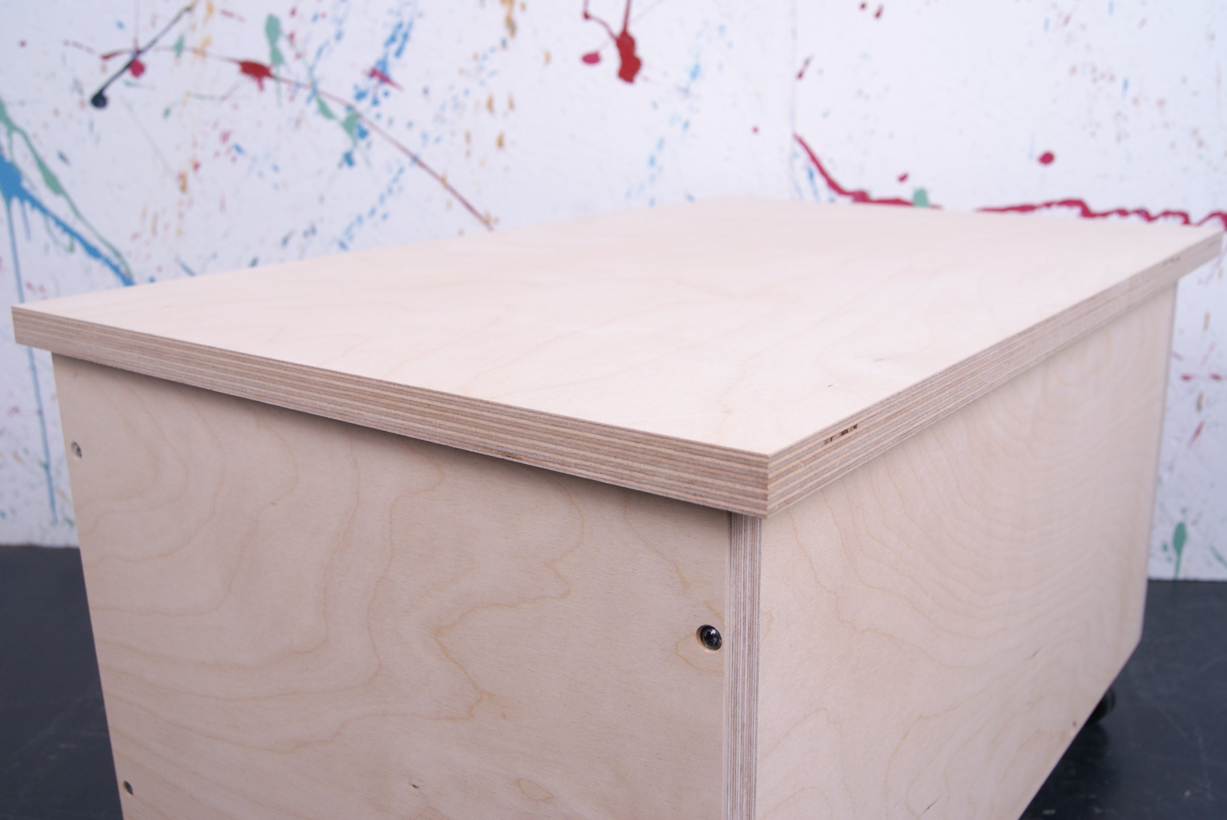 kids-plain-birch-ply-box-on-wheels-2