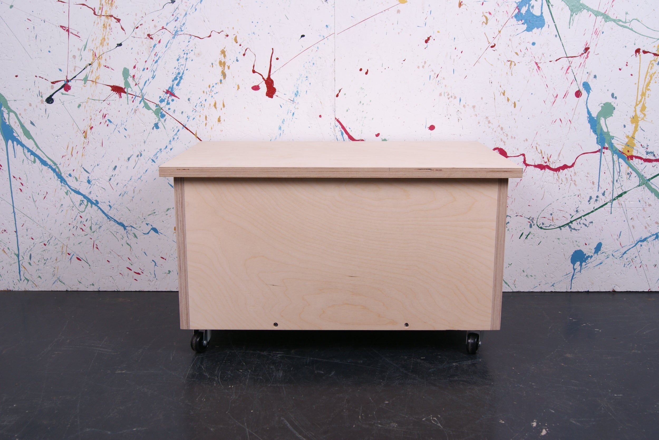 kids-plain-birch-ply-box-on-wheels-3