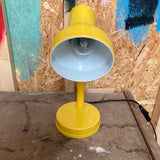 kids-retro-yellow-lamp-3