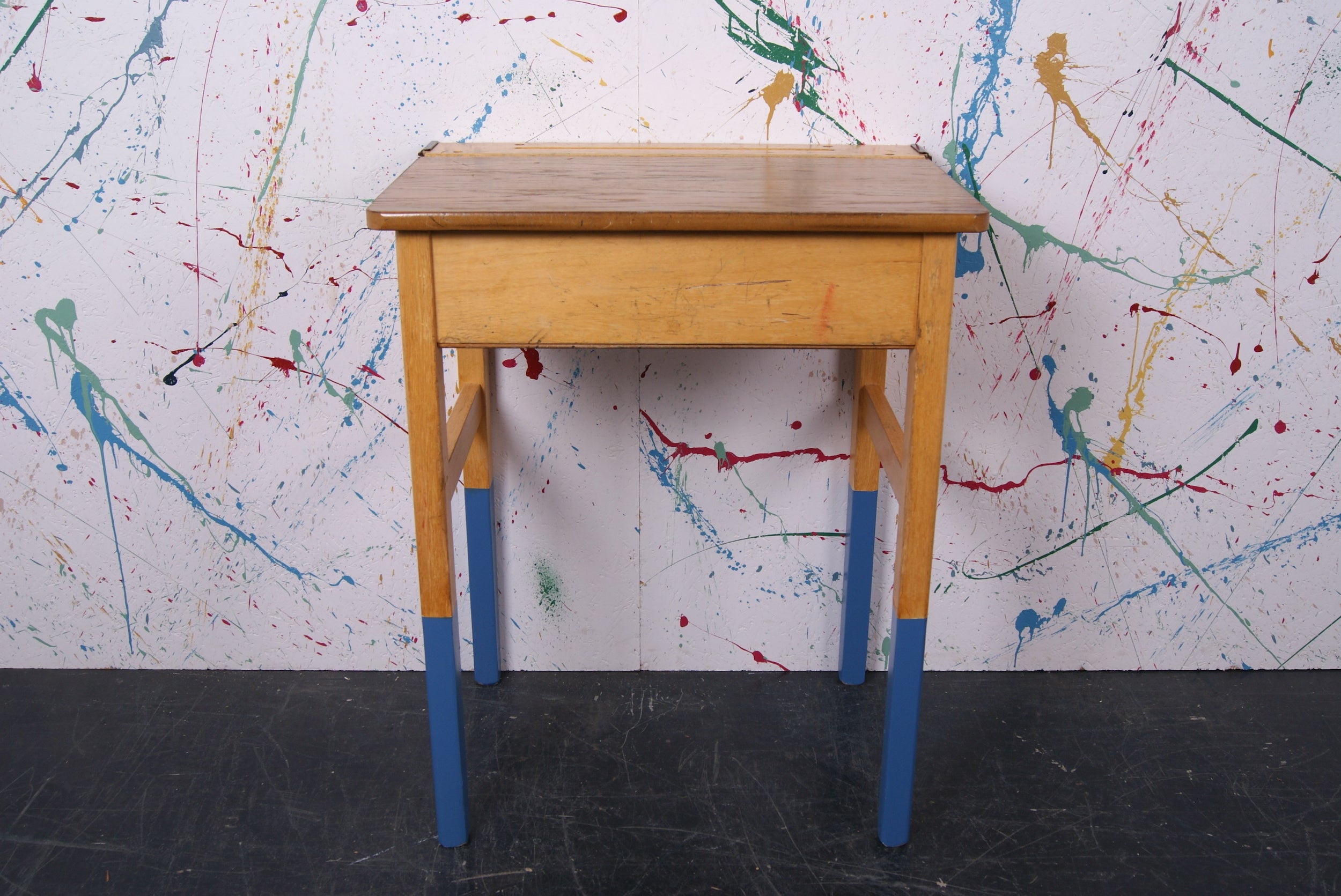 kids-single-customised-desk-1