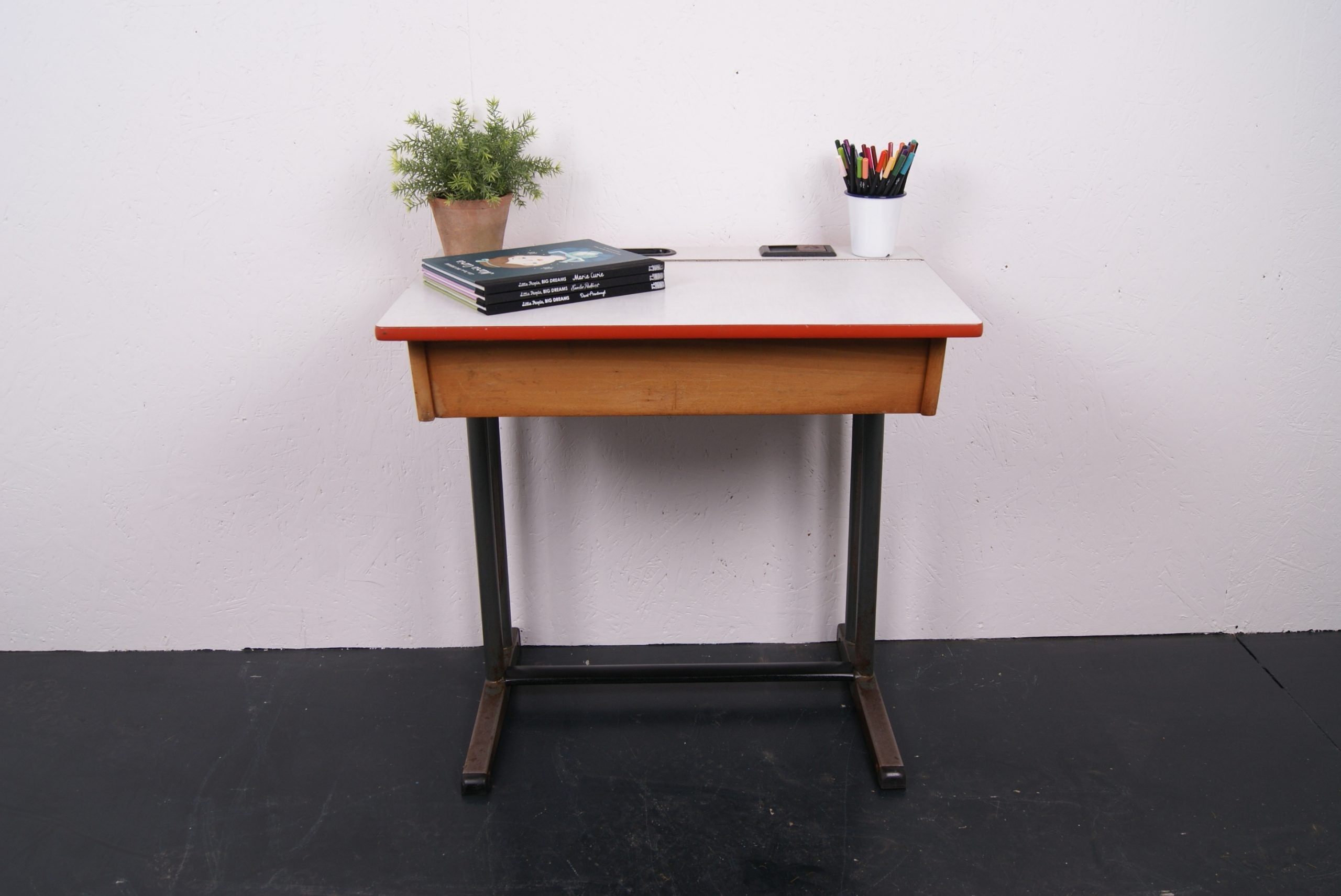 Children's Single desk with Formica Lift up Lid and Red Trim