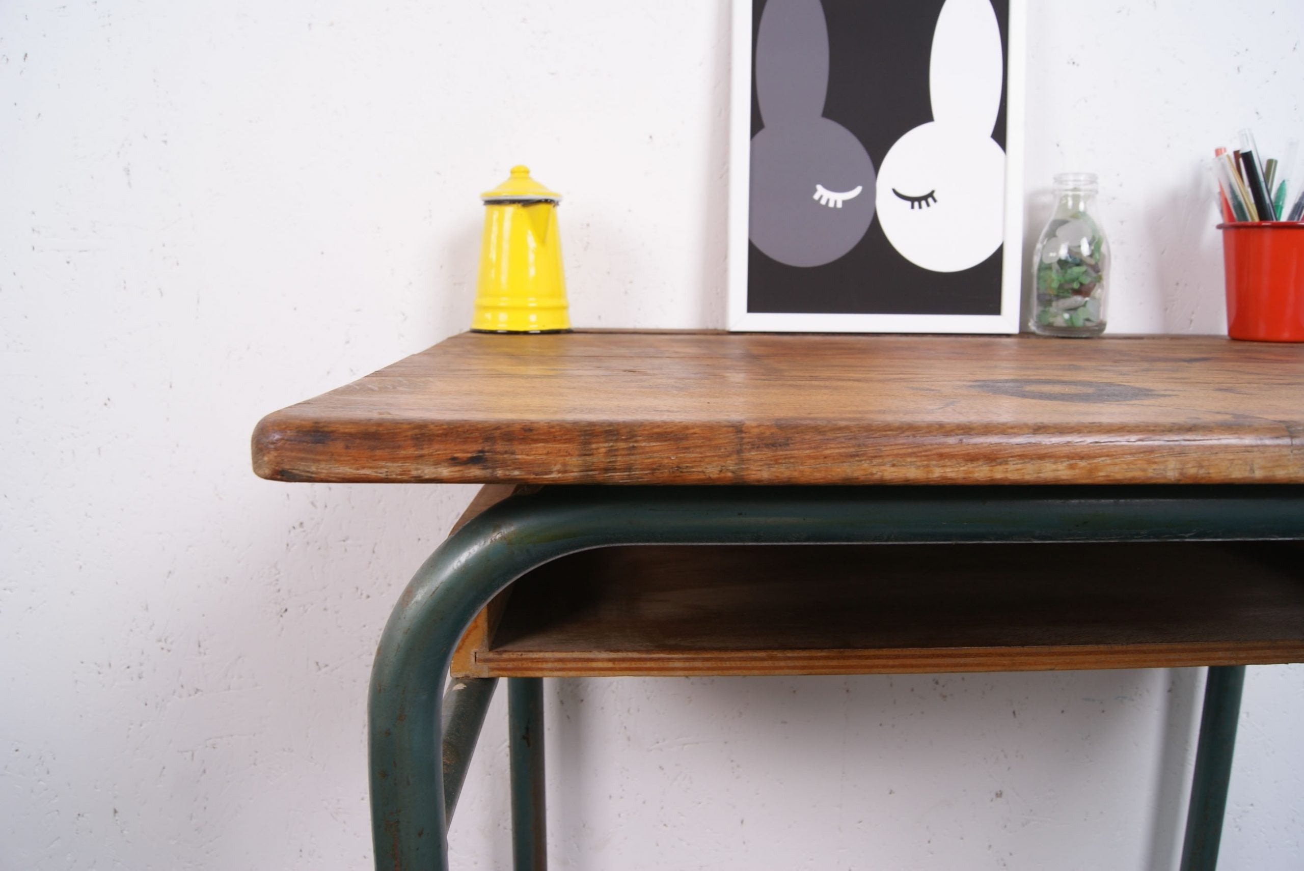 Children's French Single Desk with Green legs and Shelf