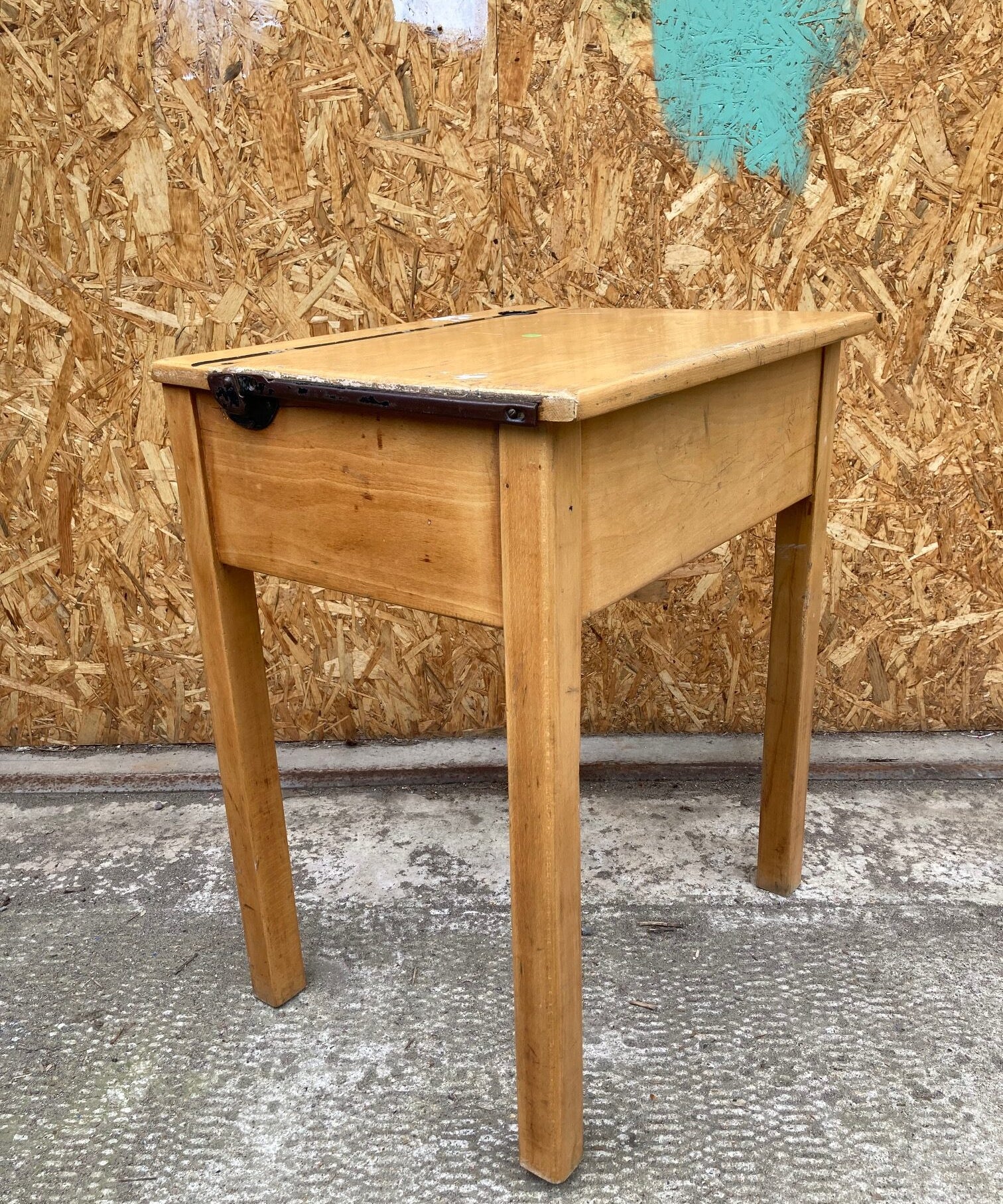 kids-single-school-desk-5