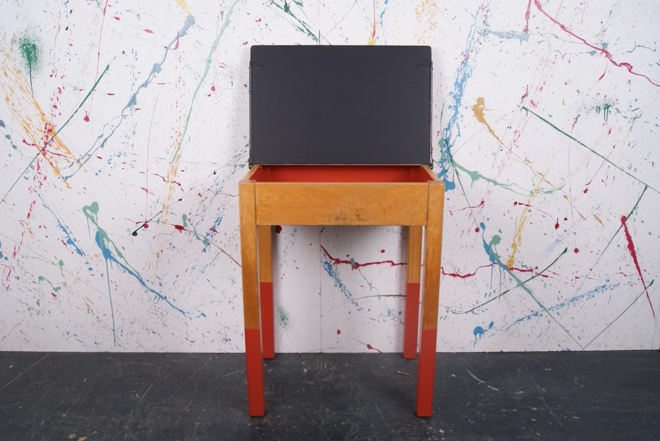 kids-single-school-desk-bamboozle-1
