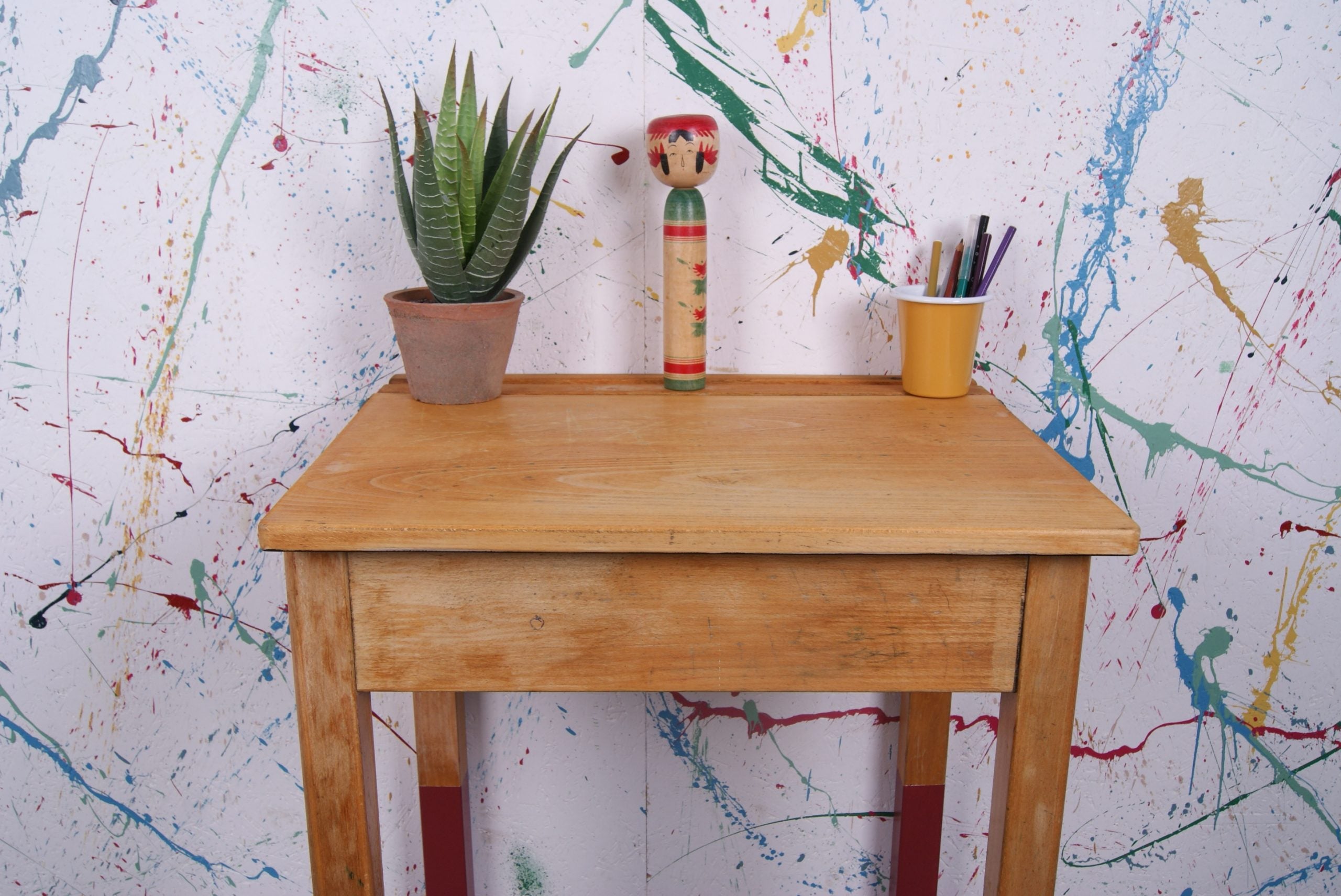 kids-single-school-desk-eating-room-red-6
